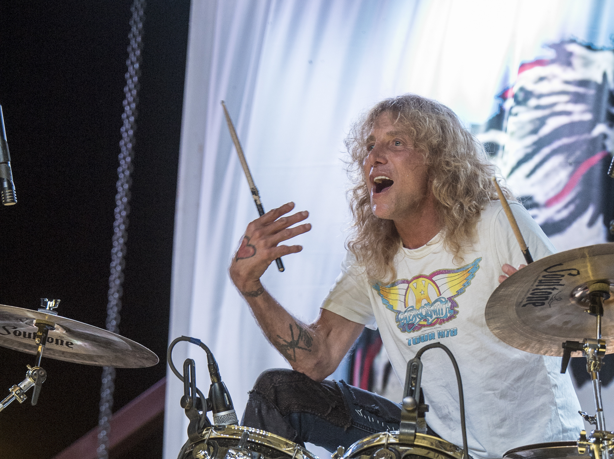 Steven Adler, Legendary drummer, Rock icon, 2000x1500 HD Desktop