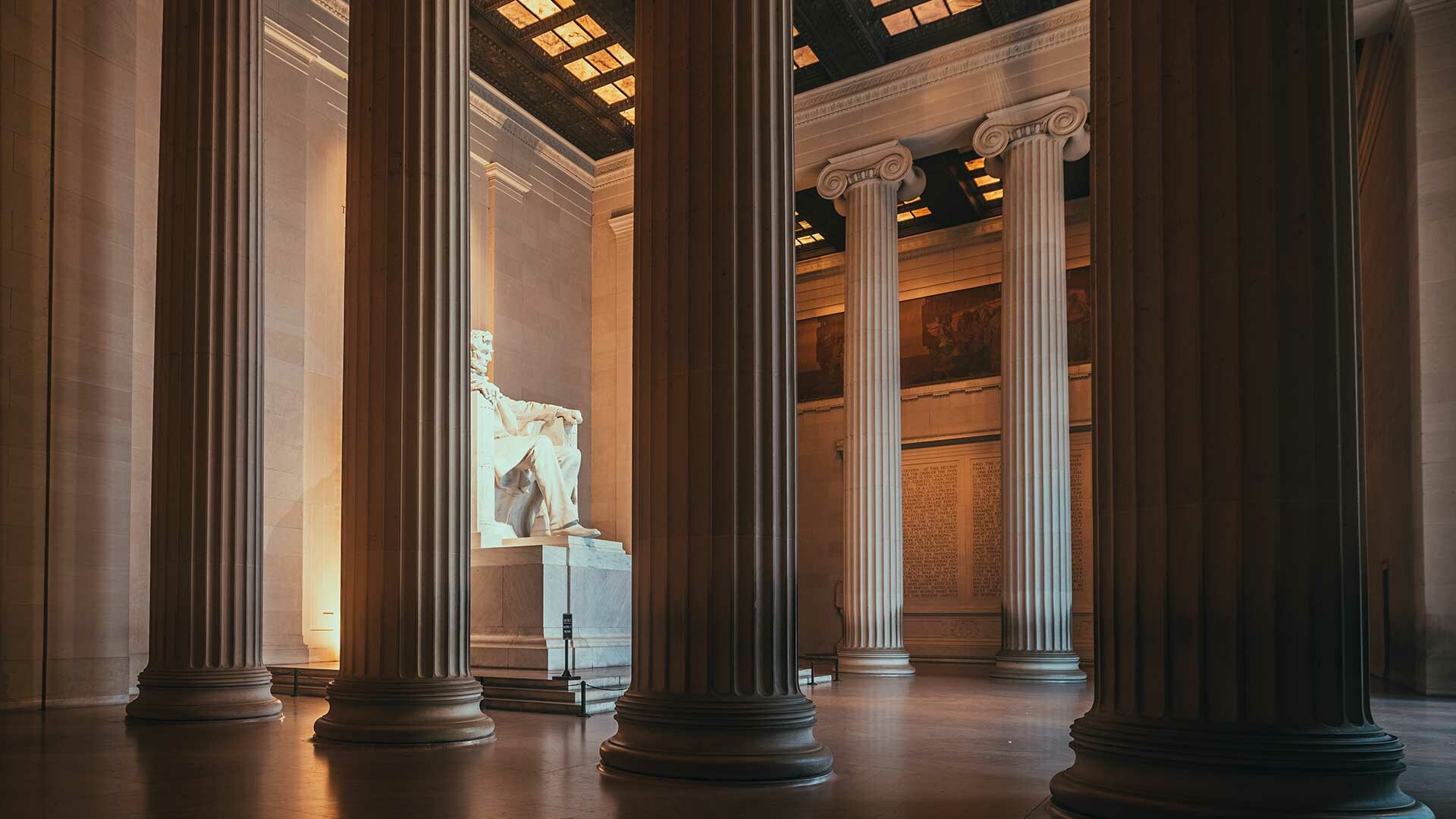 Washington D. C. attraction, Lincoln Memorial guide, Architectural masterpiece, Symbol of democracy, 1920x1080 Full HD Desktop