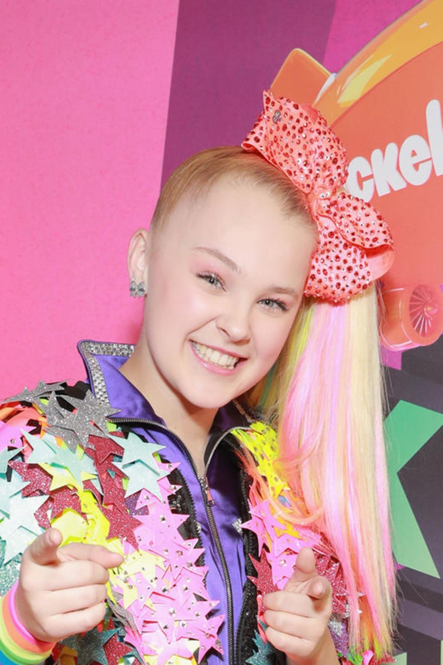 JoJo Siwa star portrait, News update, 1440x2170 HD Phone