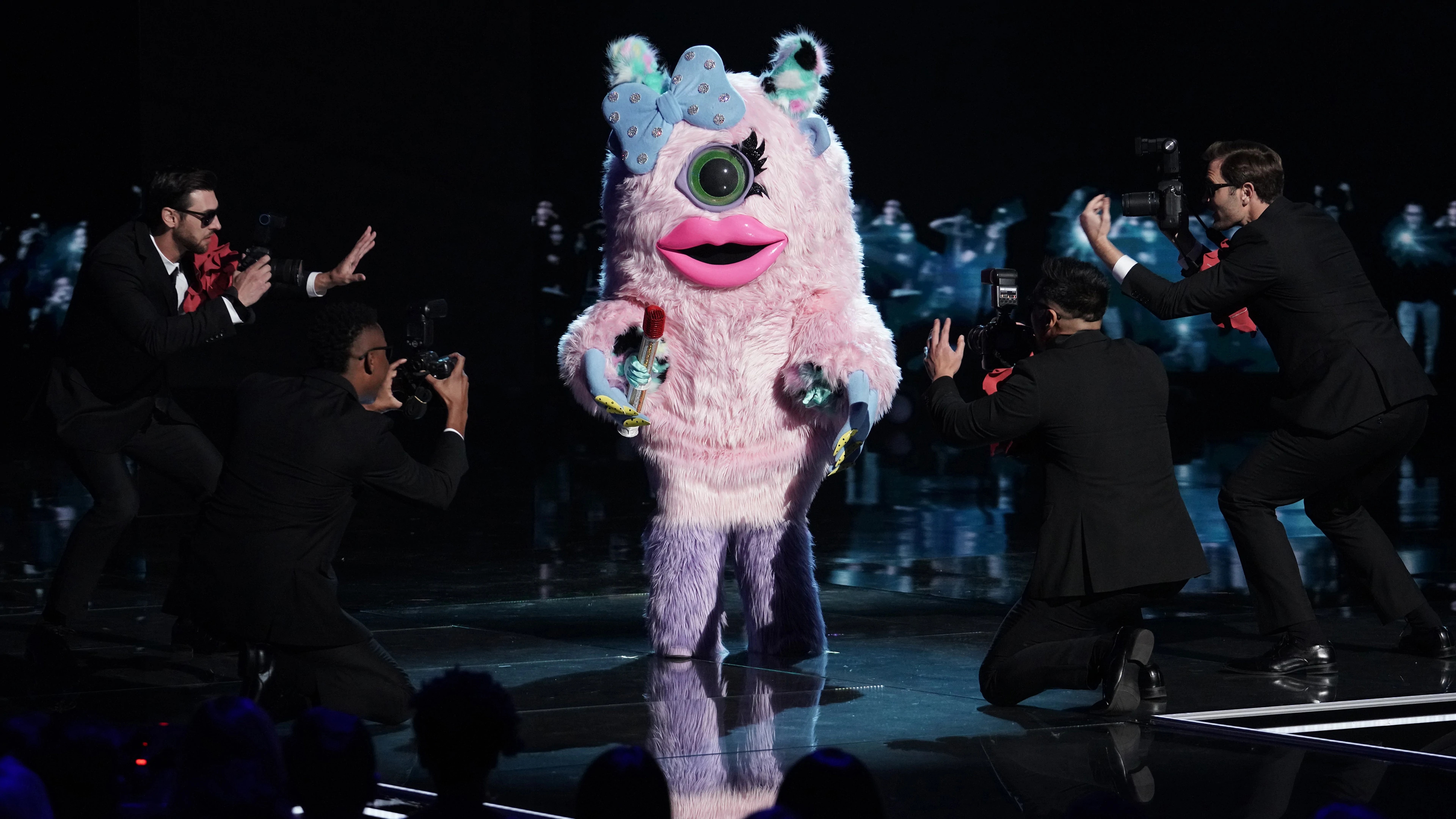 Season 3 USA, The Masked Singer, Celebrity surprises, Memorable performances, 3840x2160 4K Desktop