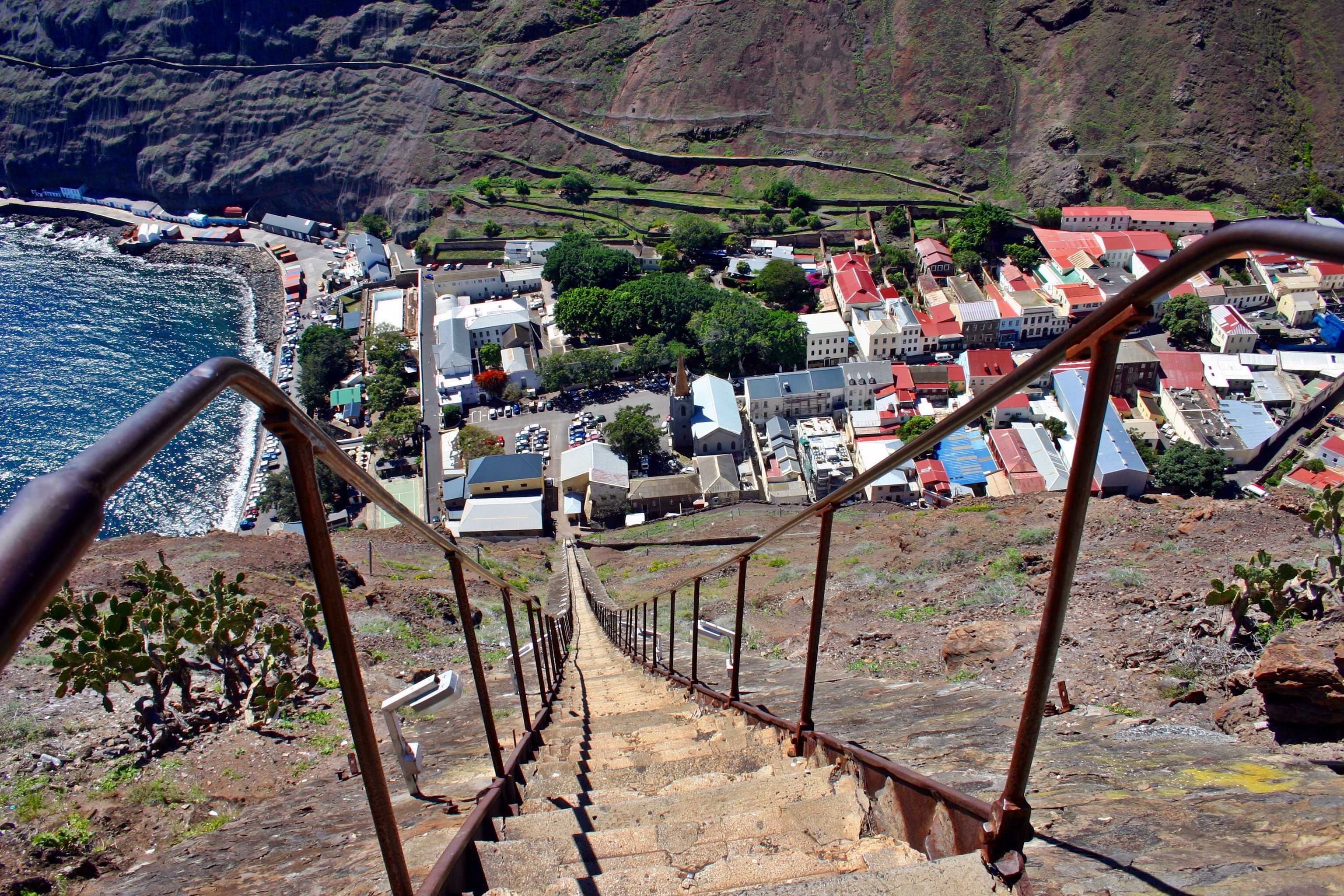 Jamestown Saint Helena, Jacobs ladder, St Helena island, Extreme attractions, 3080x2050 HD Desktop