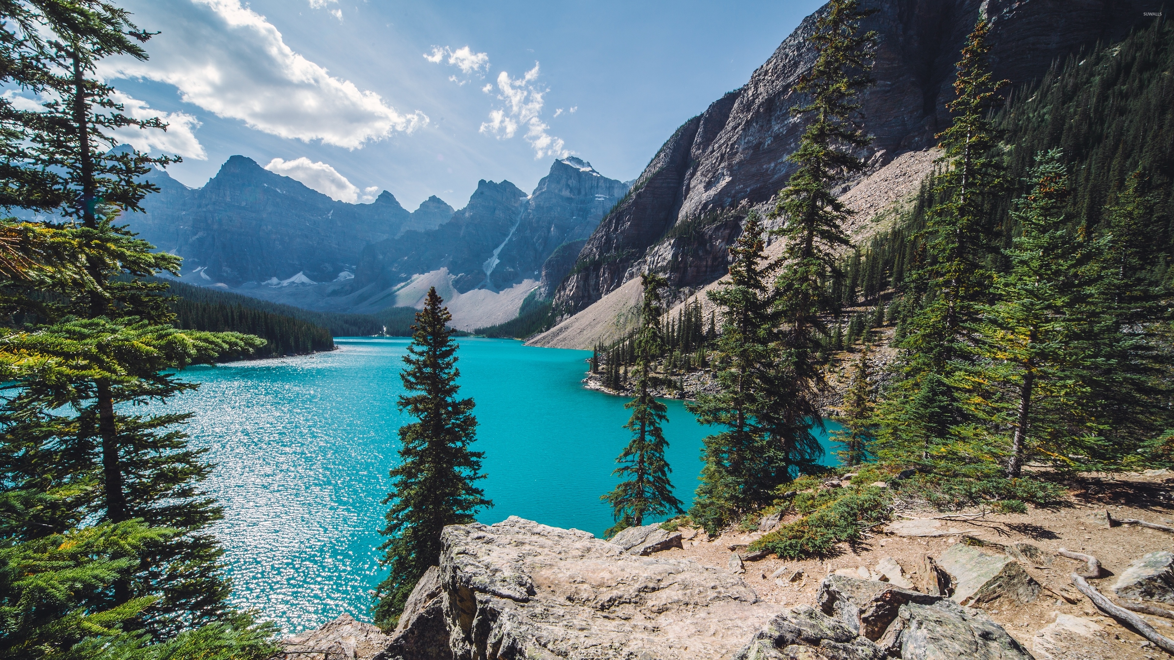 Moraine Lake, sunny day, 3840x2160 4K Desktop