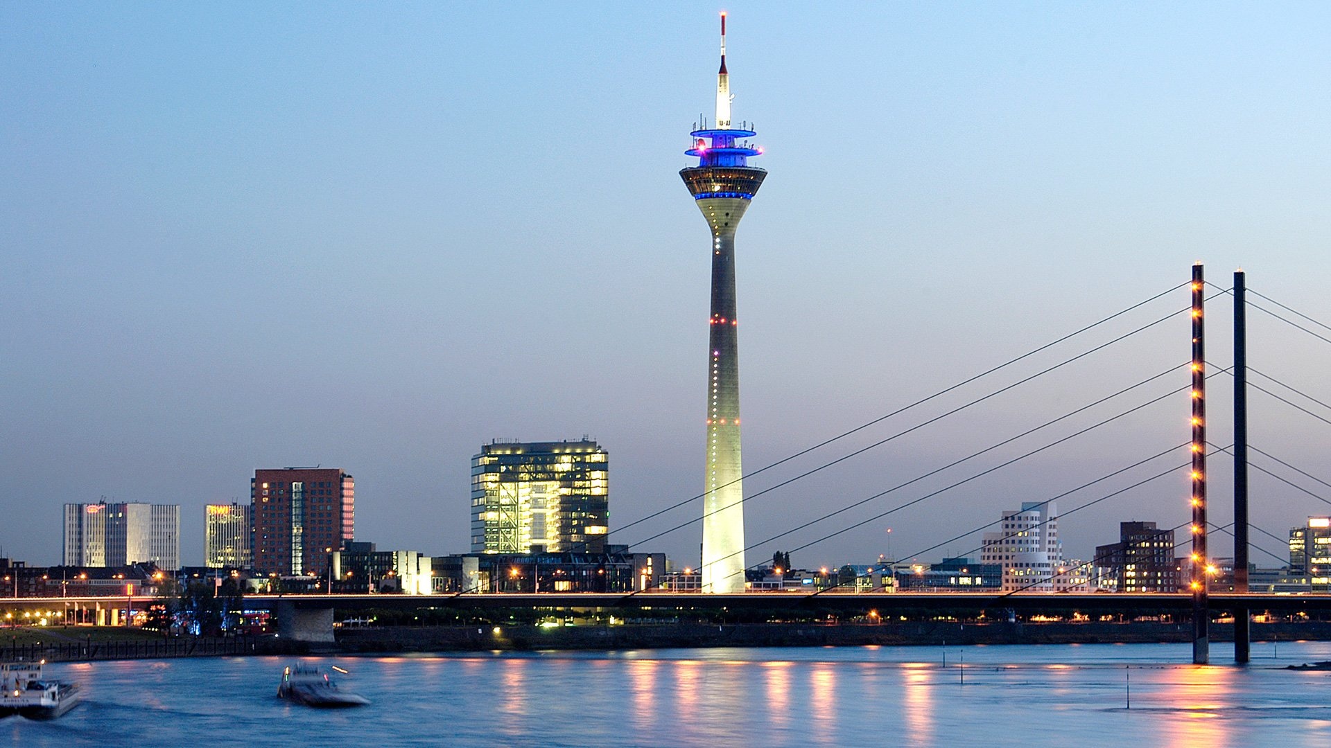 Dusseldorf Skyline, Travels, Baltana, Best wallpaper, 1920x1080 Full HD Desktop