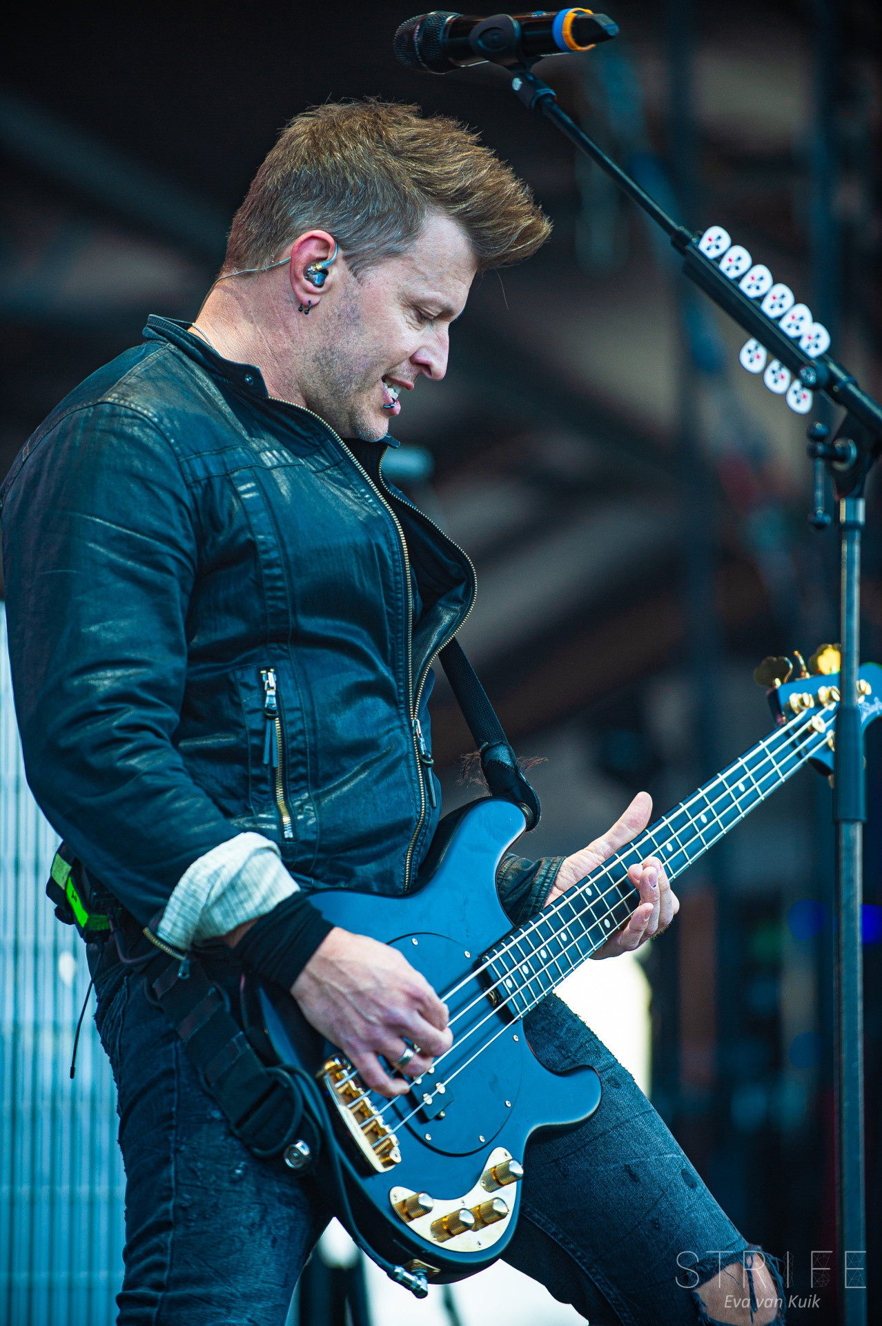 Three Days Grace, Rock am Ring performance, Legendary status, Music, 1280x1920 HD Phone