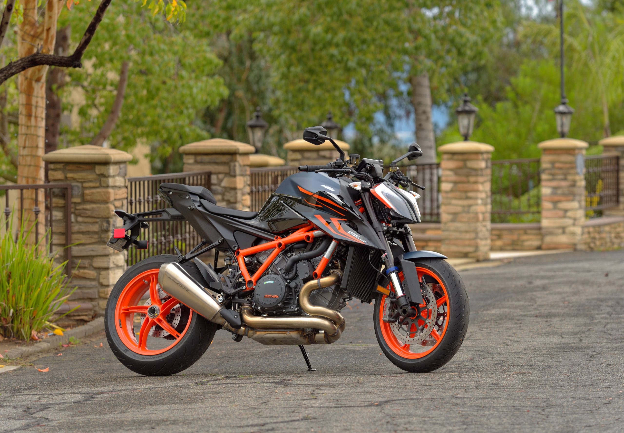 Duke R EVO, KTM 890 Duke Wallpaper, 2560x1780 HD Desktop