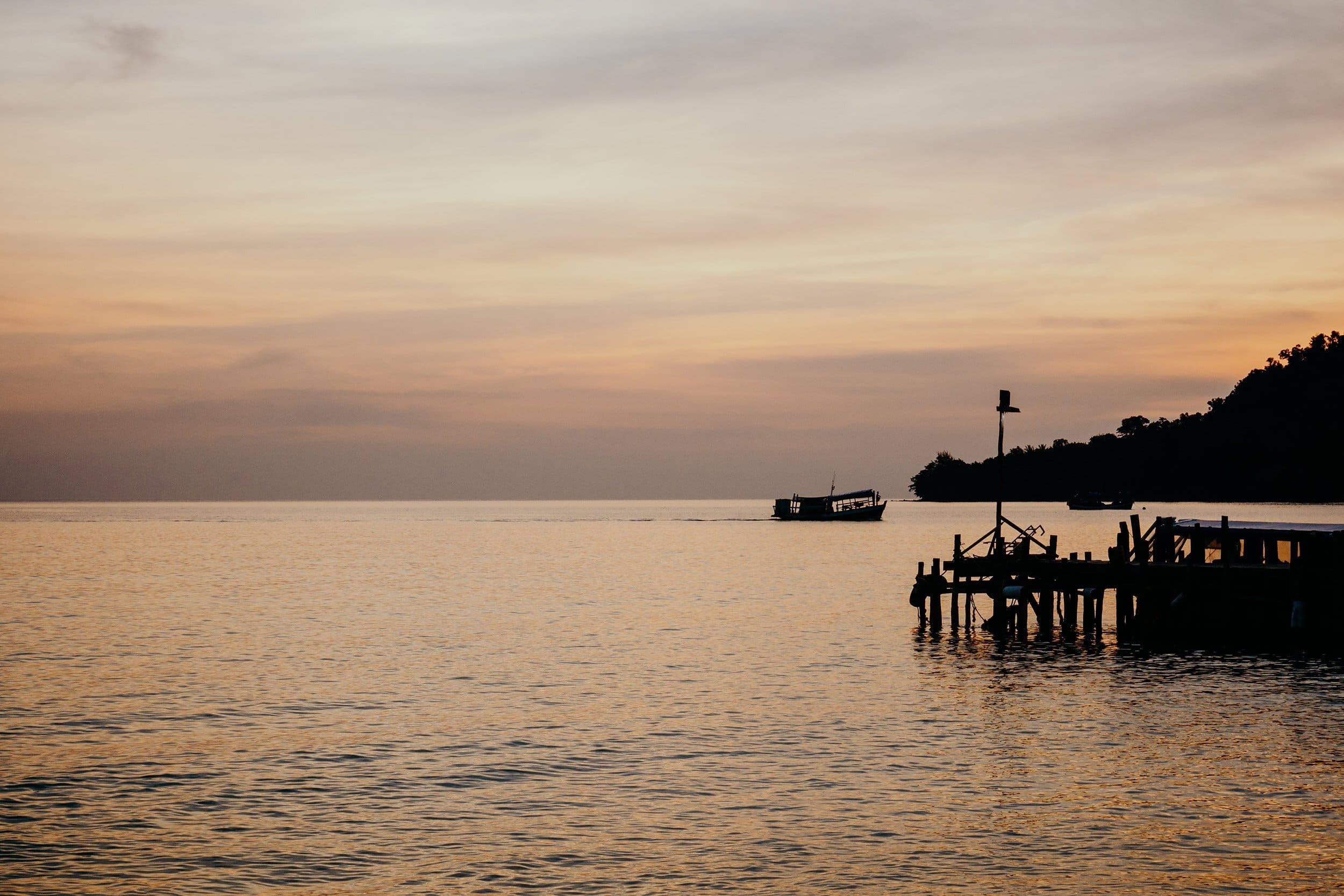 Awesome things to do, Koh Rong, Cambodia island paradise, 2500x1670 HD Desktop