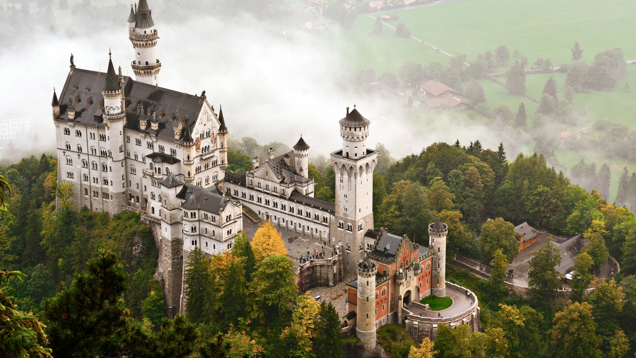 Neuschwanstein Castle, Germany Wallpaper, 2560x1440 HD Desktop