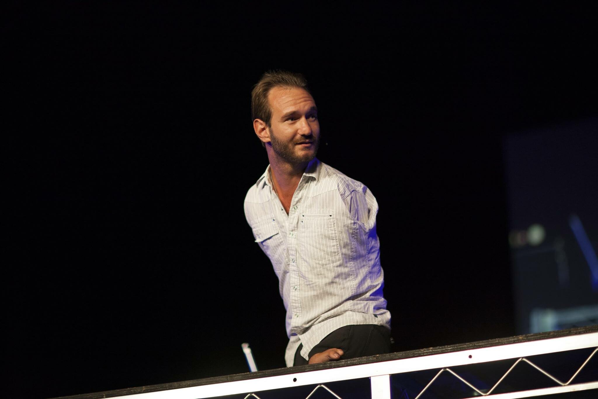 Nick Vujicic, Captivating wallpapers, Extraordinary individual, Motivational, 2050x1370 HD Desktop