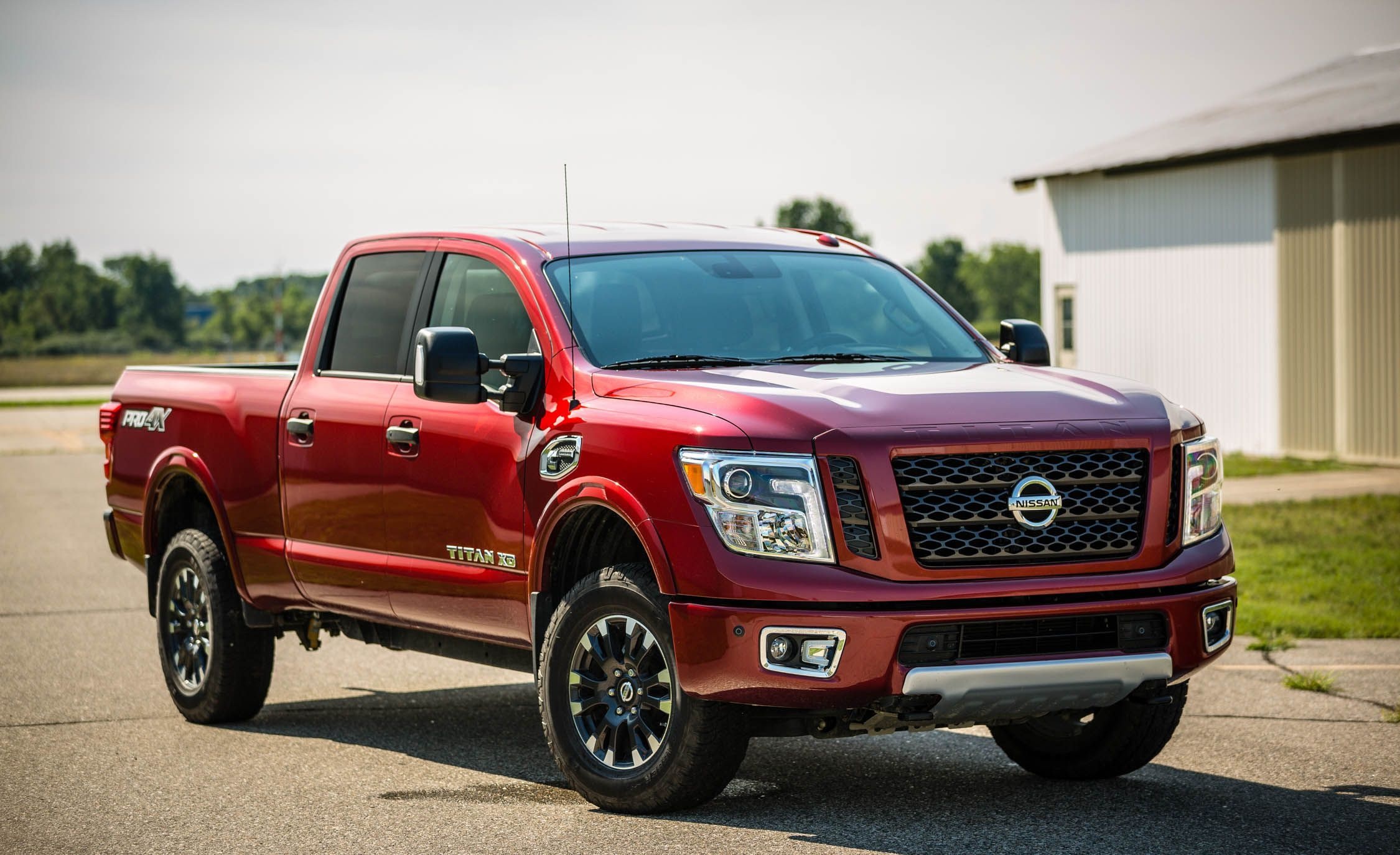 Nissan Titan, XD Cummins specs, Flash sales, 2250x1380 HD Desktop