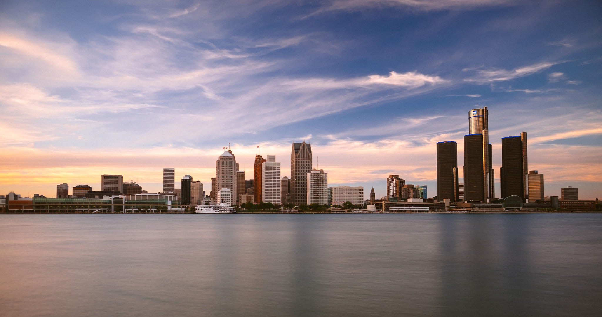 Detroit, YWCA of Metropolitan Detroit, 2050x1080 HD Desktop