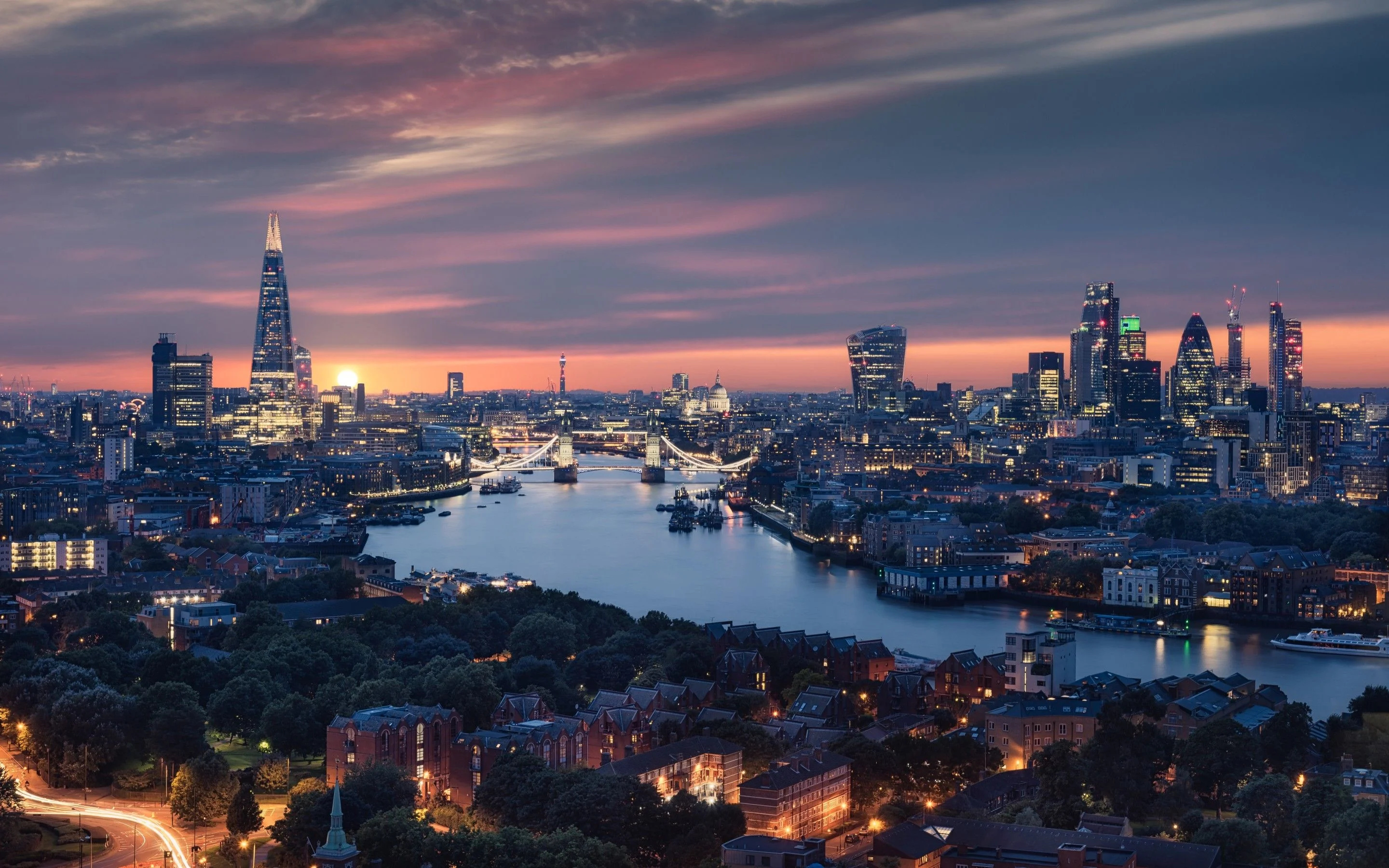 London city, Top free backgrounds, 2880x1800 HD Desktop