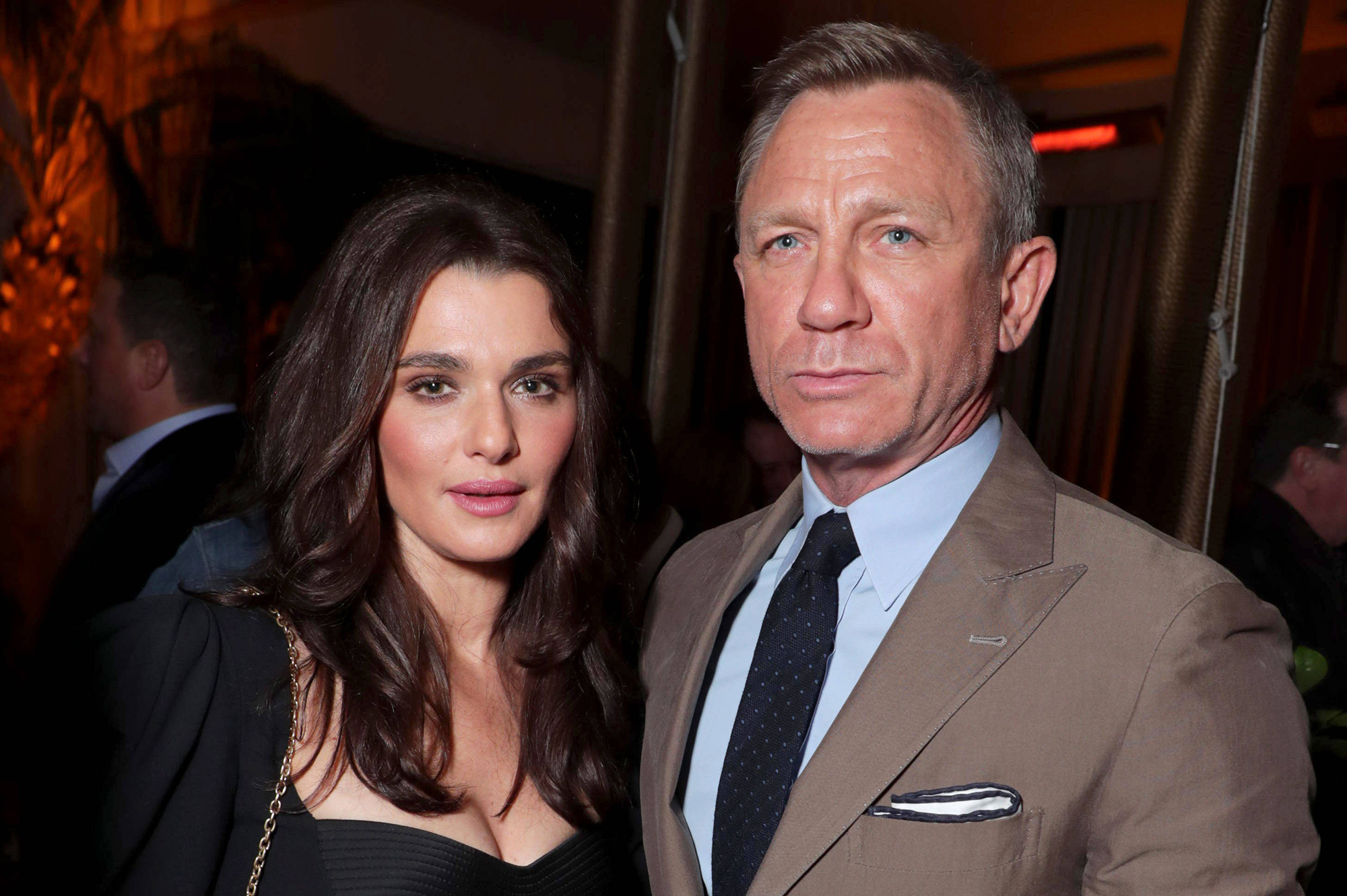 Daniel Craig, Rachel Weisz, Rare appearance, Supporting healthcare workers, 2000x1340 HD Desktop