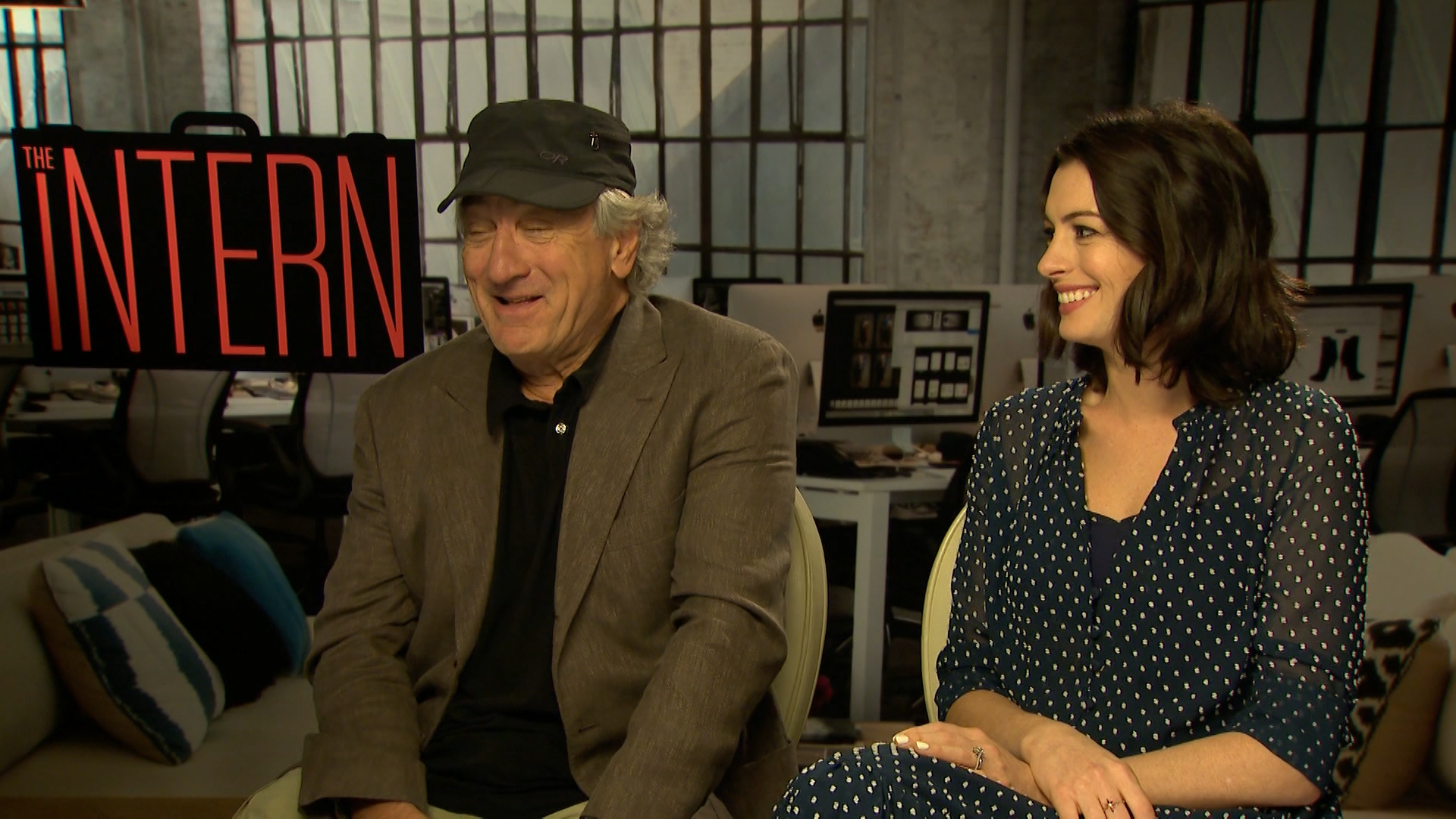 Nancy Meyers, The Intern interviews, Robert De Niro, Anne Hathaway, 1920x1080 Full HD Desktop