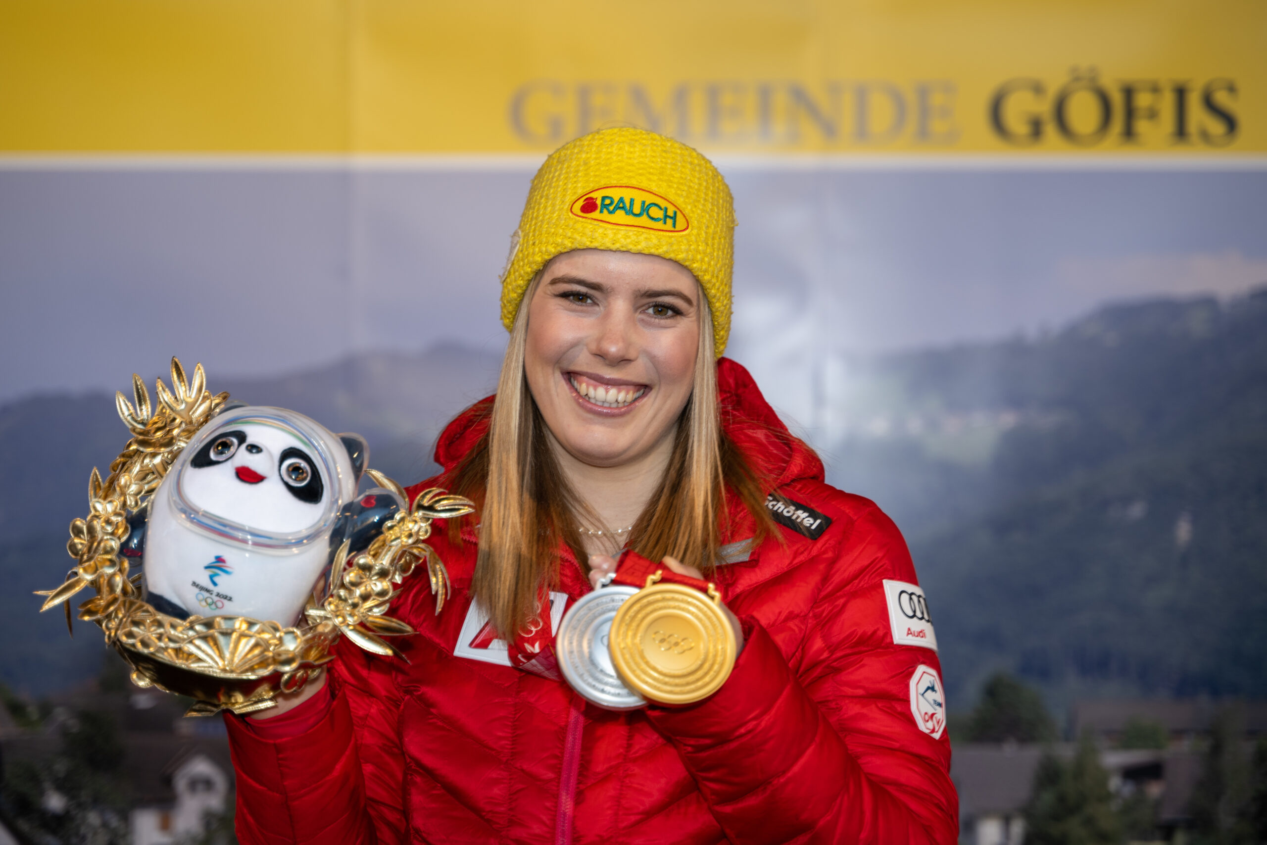 Katharina Liensberger, Olympic reception, Vorarlberg Olympiazentrum, 2560x1710 HD Desktop