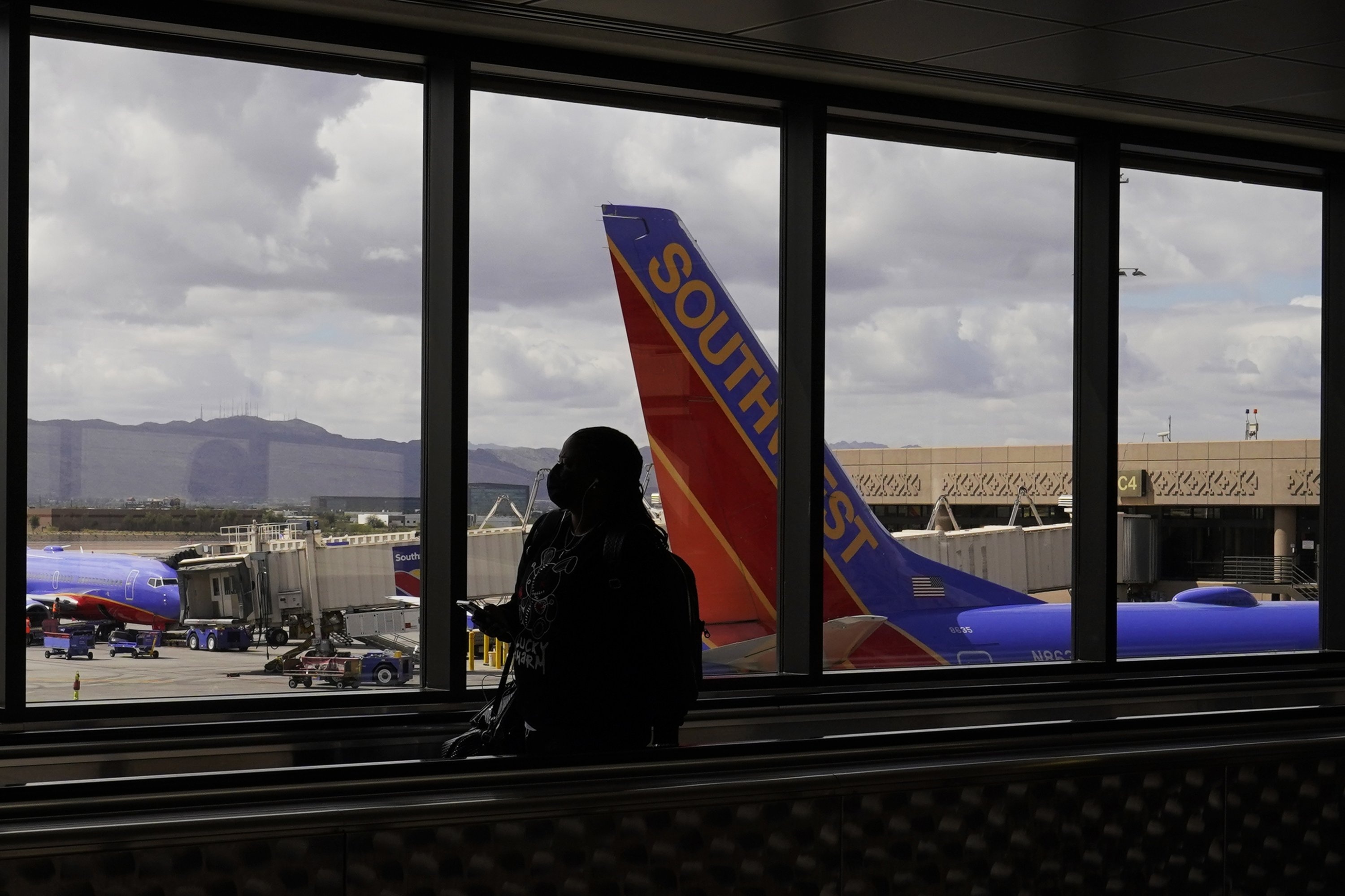 Sky Harbor International Airport, 5G deployment, Verizon and AT&T, Technological progress, 3000x2000 HD Desktop