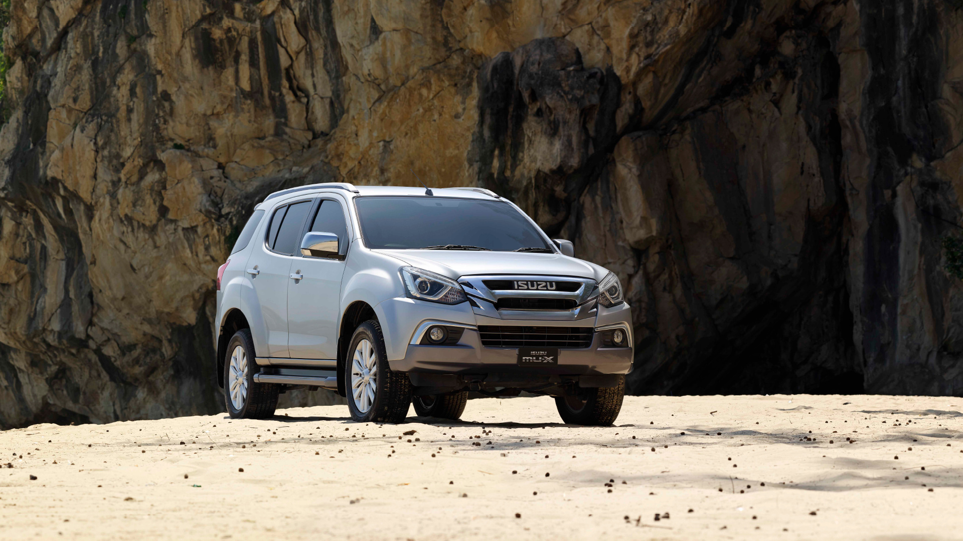 ISUZU mu-x, Latin America official site, Latest updates, ISUZU vehicles, 1920x1080 Full HD Desktop