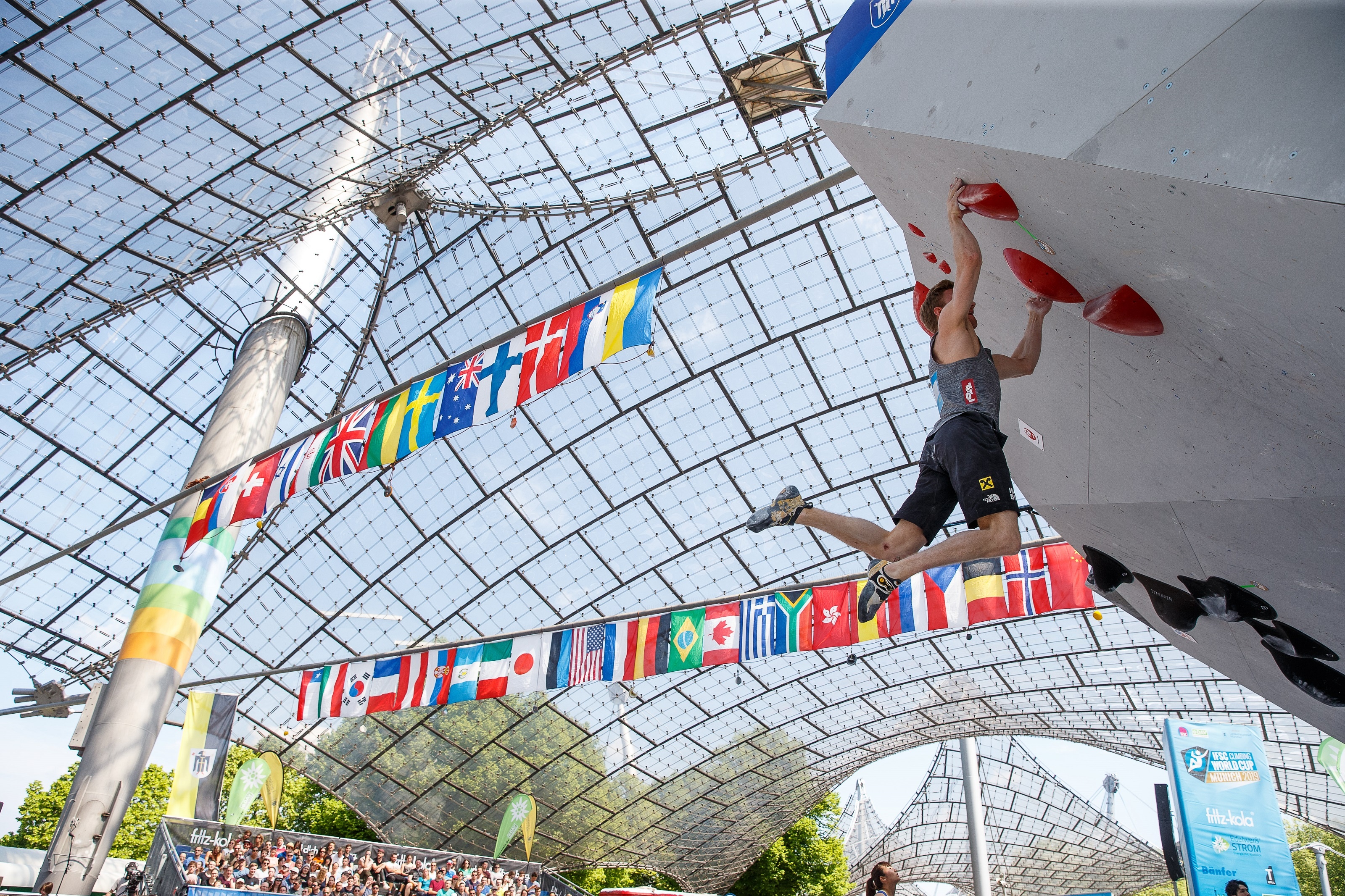 IFSC Climbing World Cup Munich, Rock Climbing Wallpaper, 3200x2140 HD Desktop