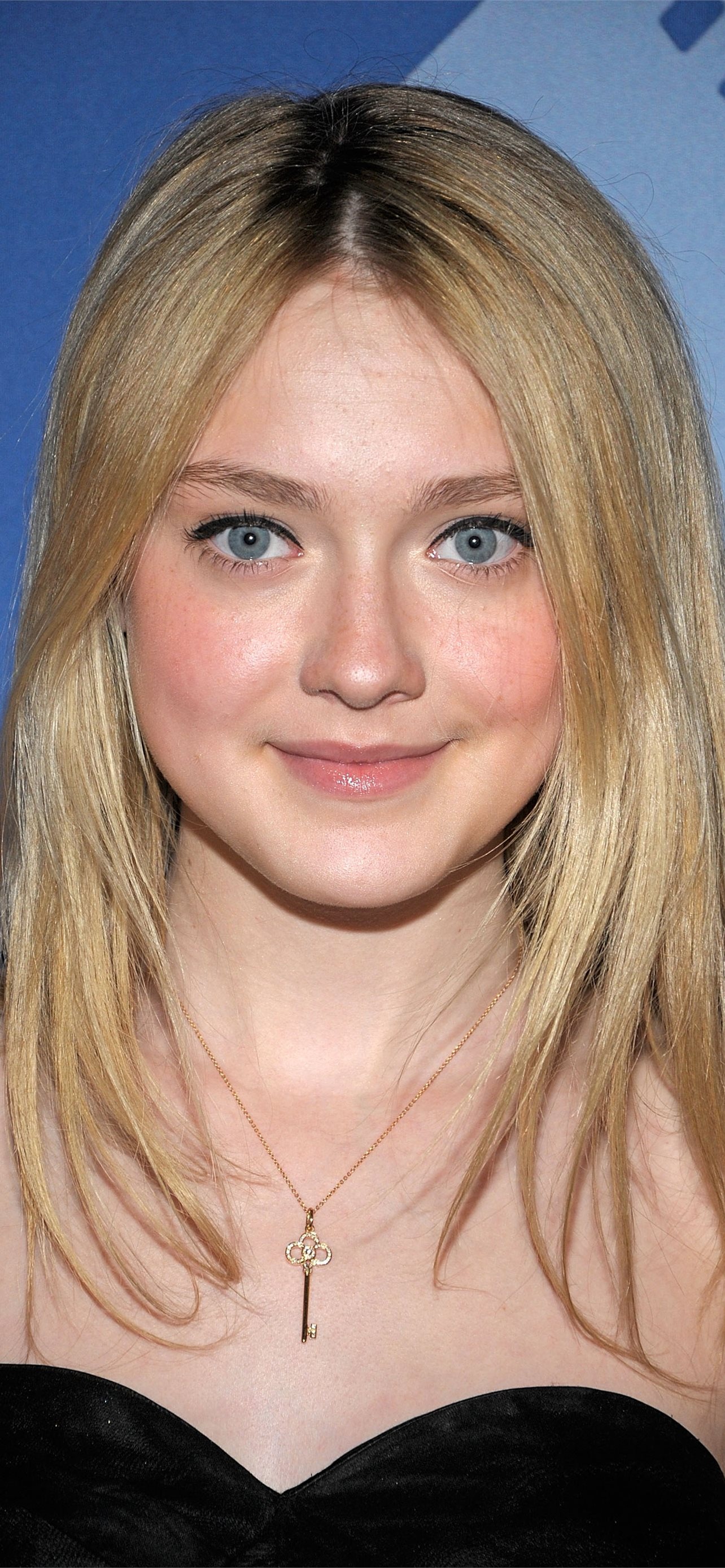 Dakota Fanning, Movies, Actress, American, 1290x2780 HD Phone