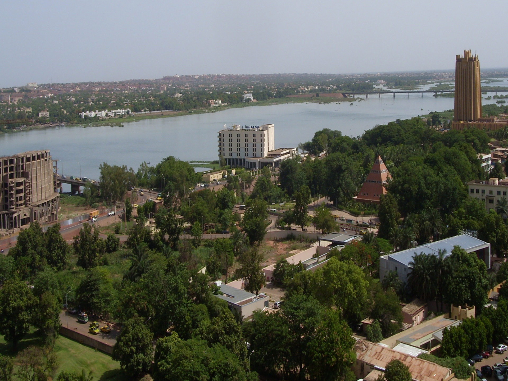 Bamako, Mali adventure, African city, Cultural experience, 1920x1440 HD Desktop