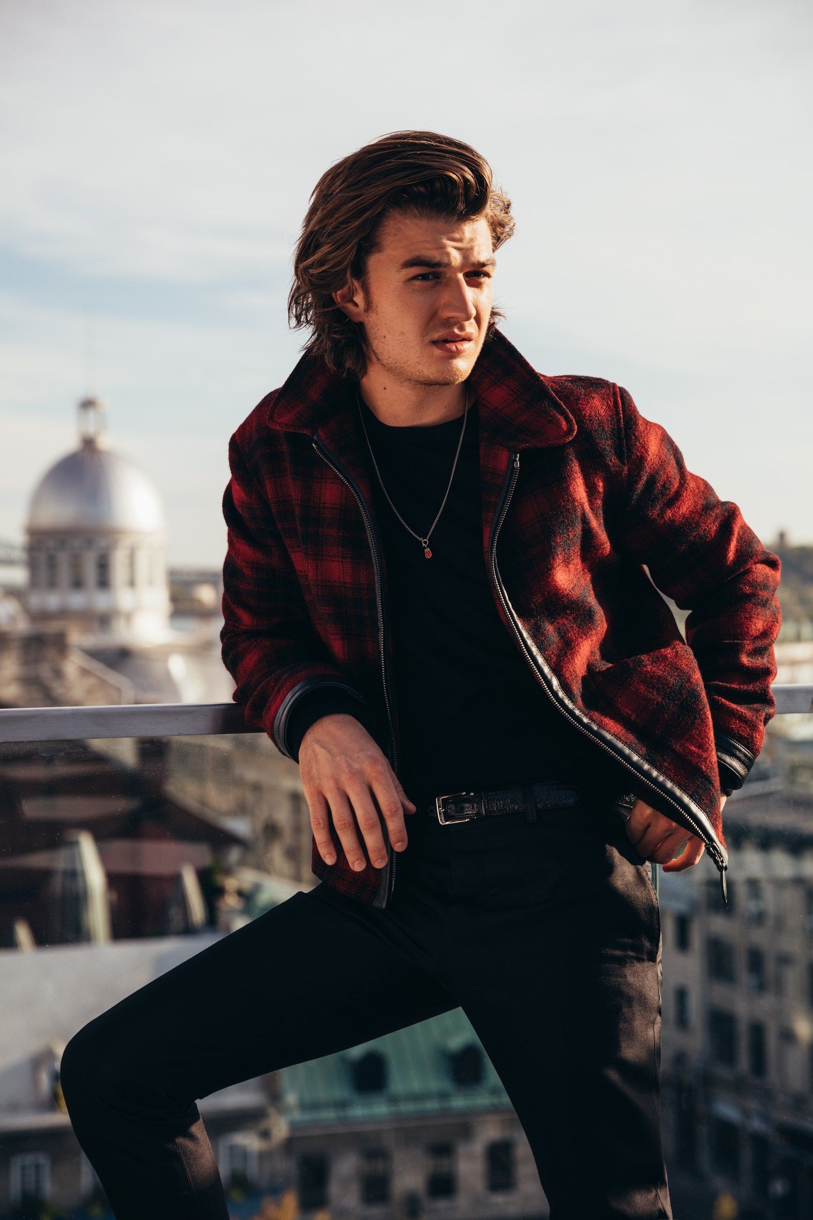 Joe Keery, Top free backgrounds, 1600x2400 HD Phone