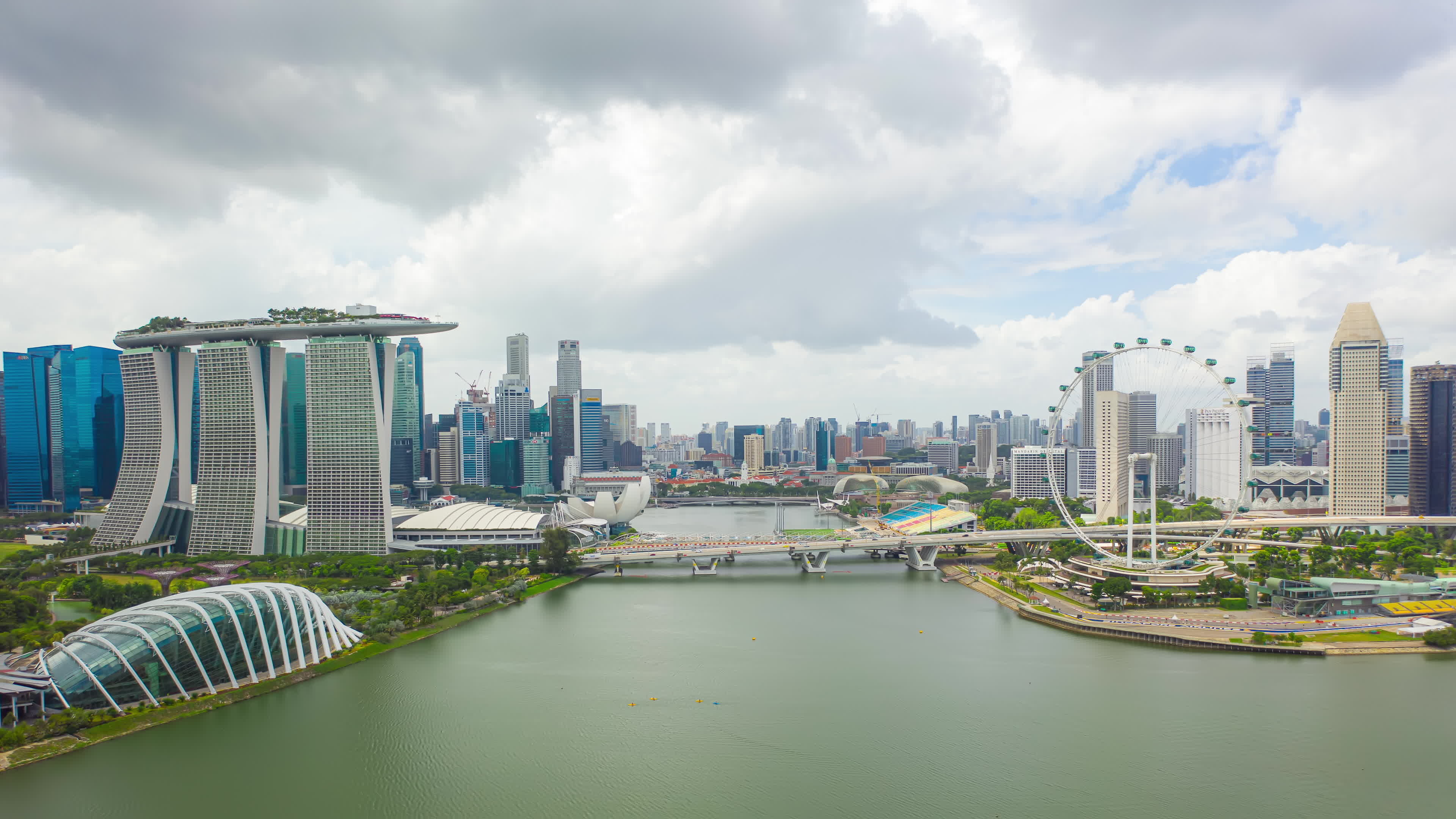 Singapore Skyline, Zooming out video, City skyline view, Dynamic footage, 3840x2160 4K Desktop