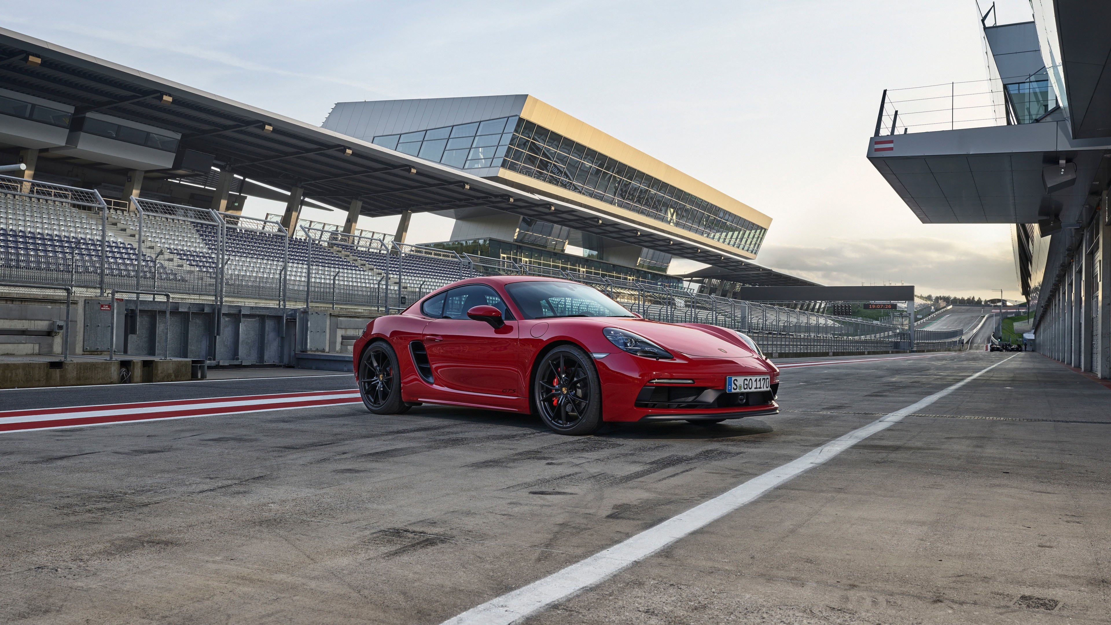 Cayman Gts 2018, Porsche 718 Wallpaper, 3840x2160 4K Desktop