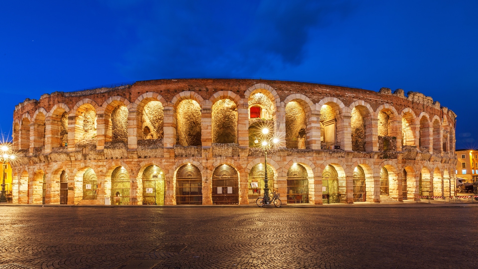 Arena Di Verona, Summer 2021, TV show tribute, Vibrant atmosphere, 1920x1080 Full HD Desktop