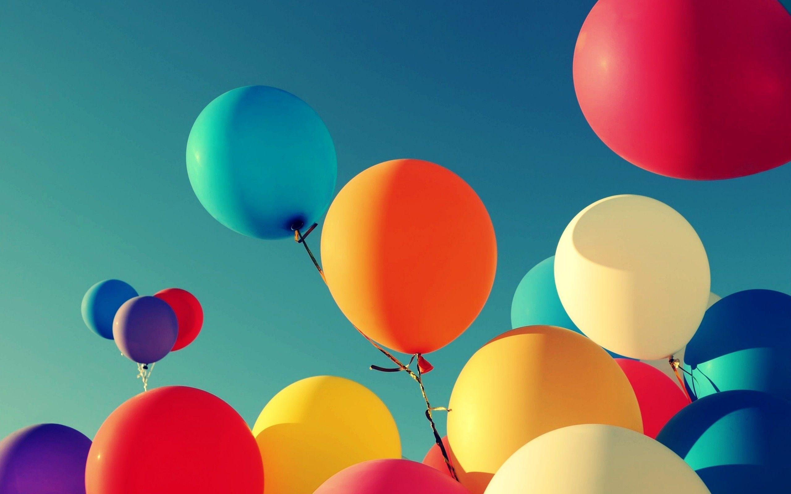 Balloons wallpapers, Aerial beauty, Popular backgrounds, Cluster ballooning, 2560x1600 HD Desktop