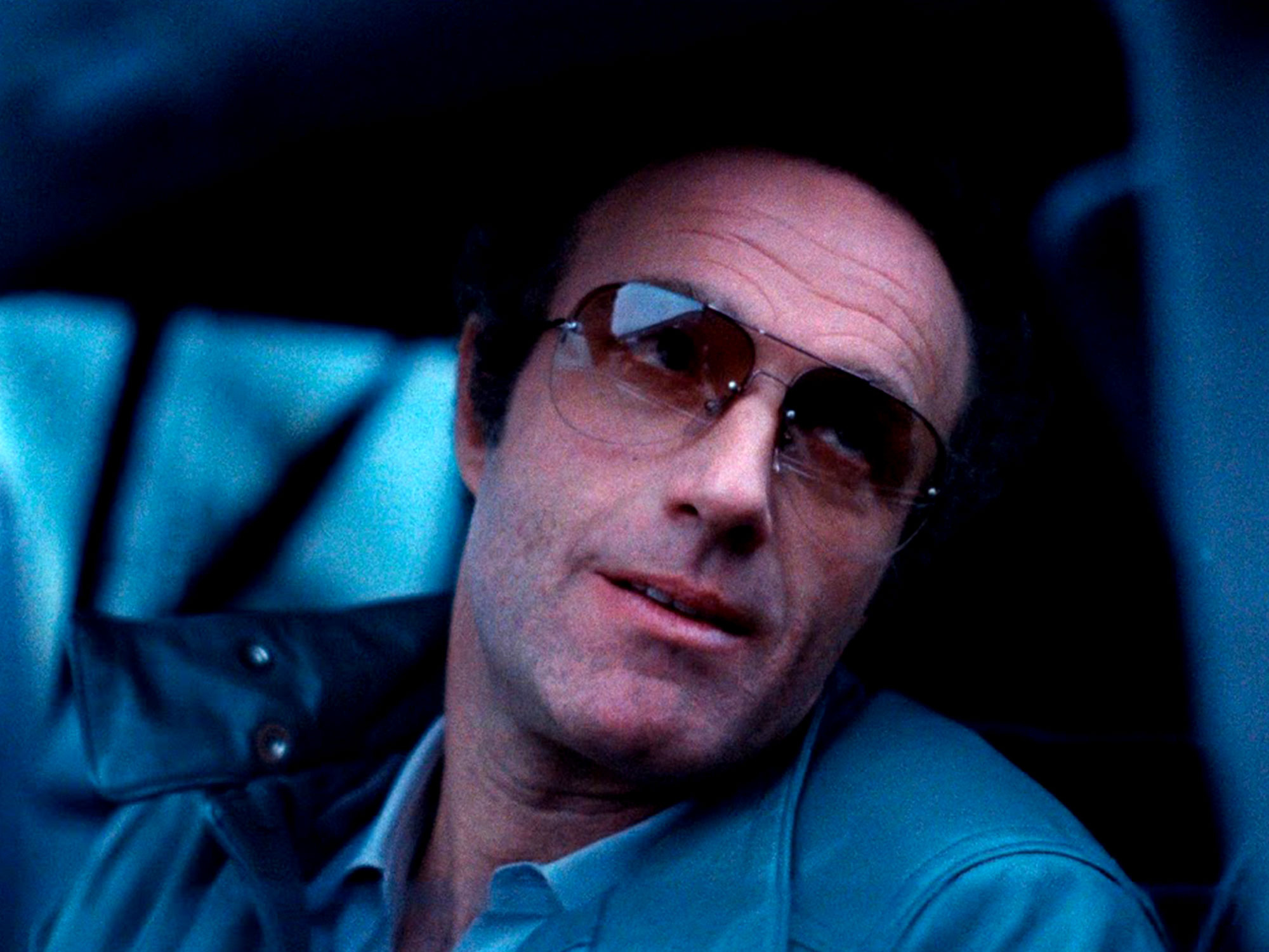 Michael Mann, Blue-collar burnout, Capitalism's impact, Thief movie analysis, 2000x1500 HD Desktop