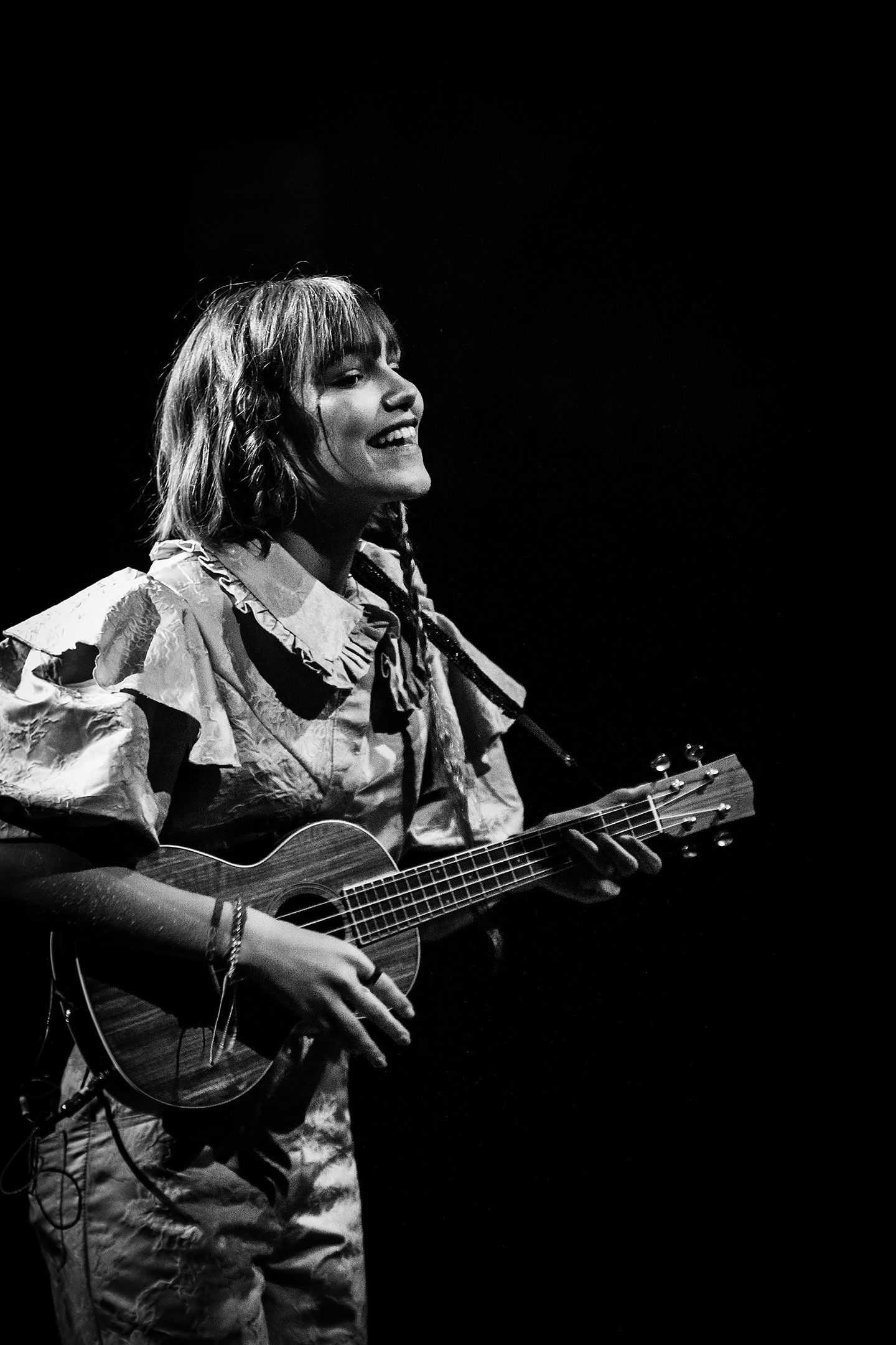 Grace VanderWaal, Live performance, Bluebird Denver, Greeblehaus, 1440x2160 HD Phone