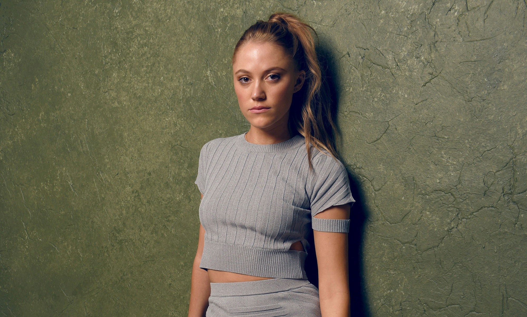 Maika Monroe, Women portrait, Movies, Walldevil, 2000x1210 HD Desktop