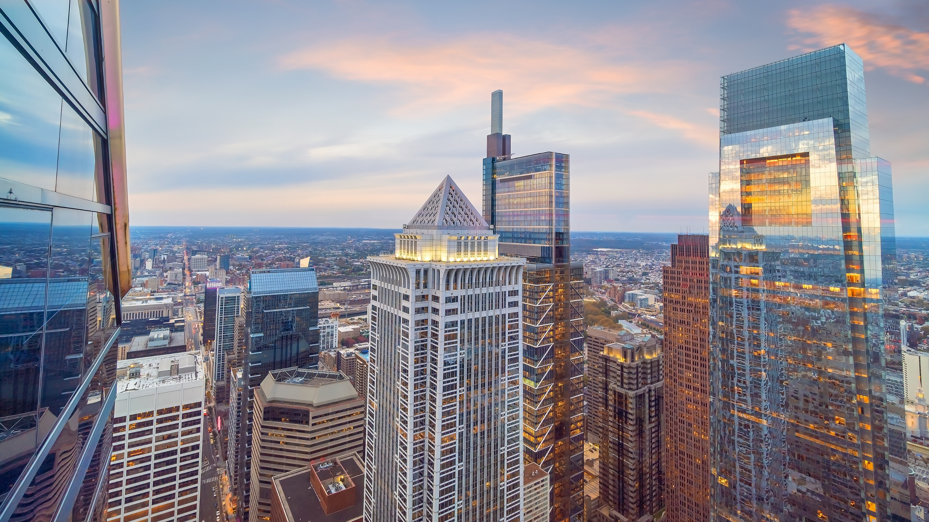 Philadelphia Skyline, Lights out for migratory birds, Environmental conservation, Urban skyline, 3200x1800 HD Desktop