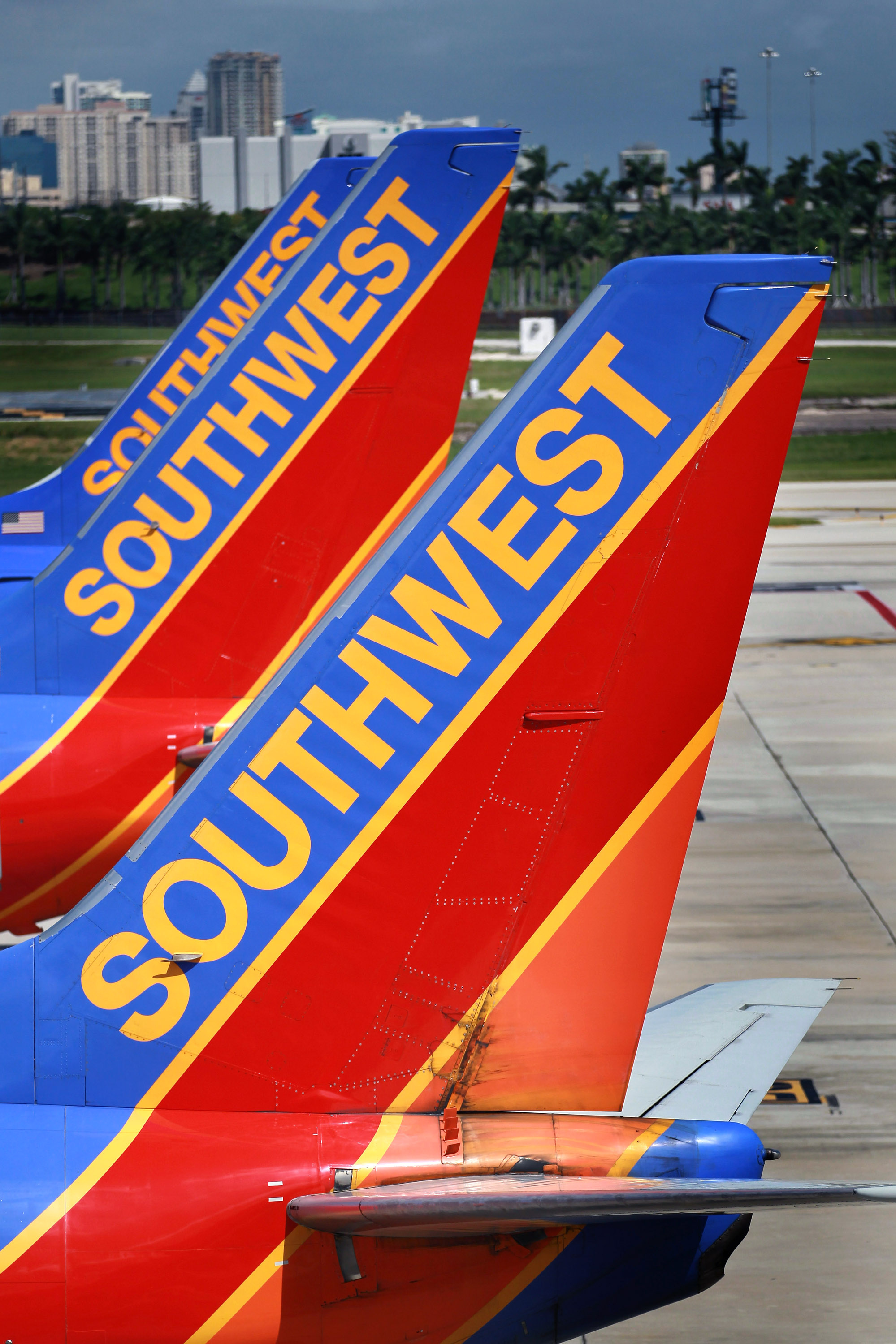 Southwest Airlines, check-in requirements, Southwest Airlines, 2000x3000 HD Phone