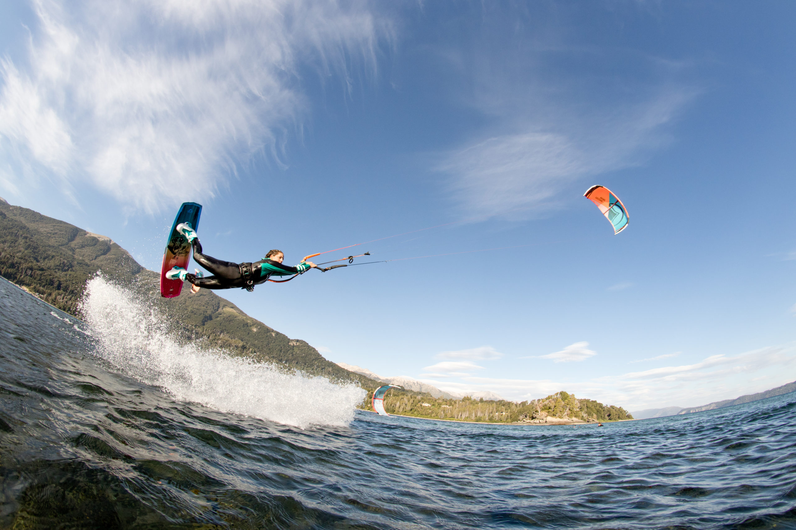 Kiteboarding, Beginner's guide, The essentials of kiteboarding, Getting started in kiteboarding, 2560x1710 HD Desktop