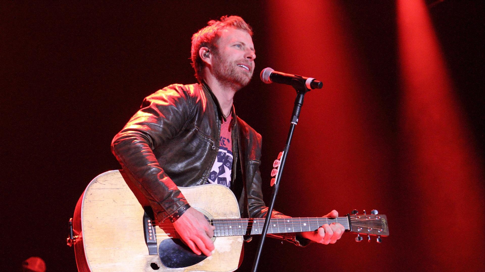 Dierks Bentley, Things you didn't know, Interesting facts, SheKnows, 1920x1080 Full HD Desktop