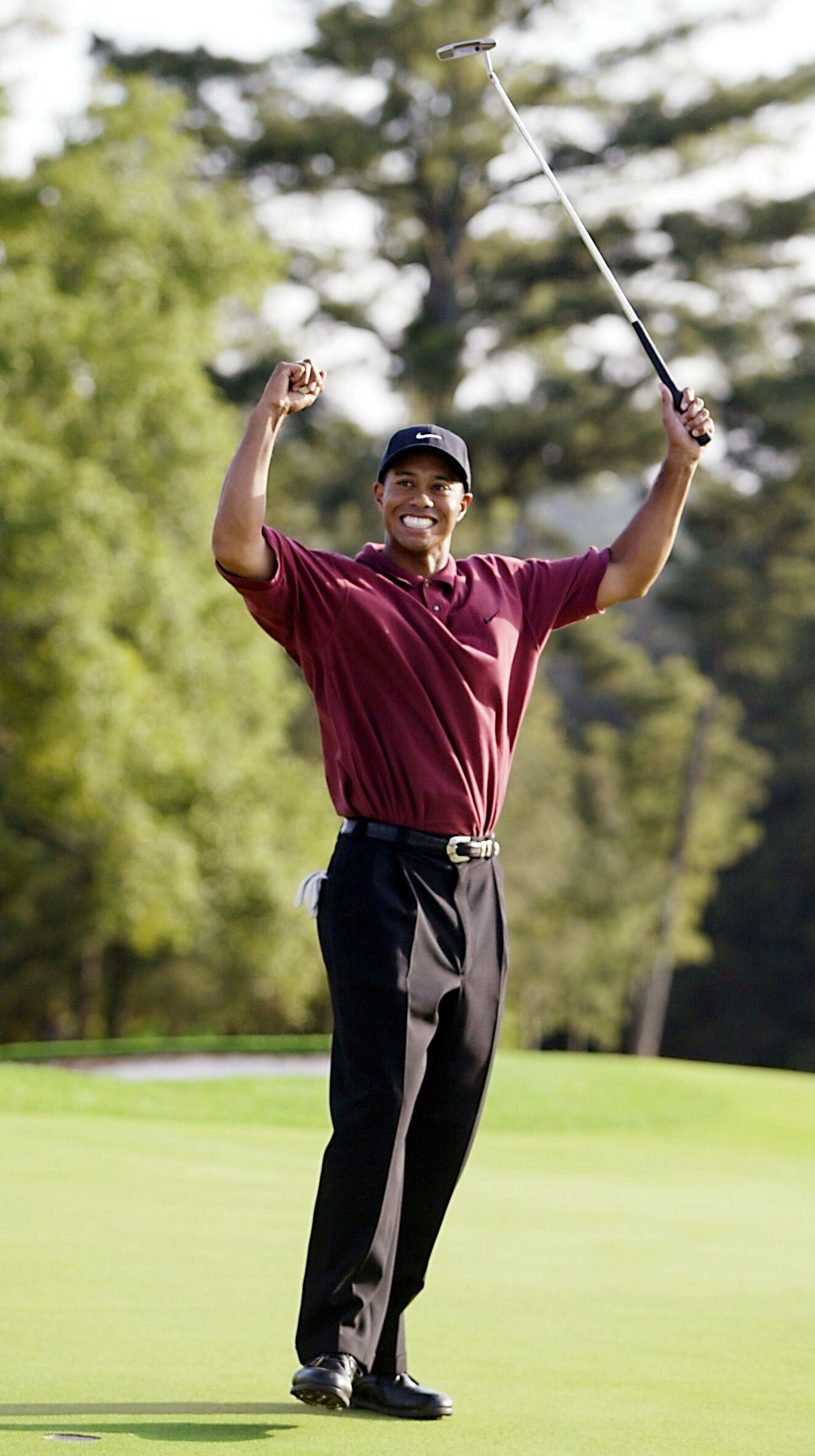 Tiger Woods, Masters history, Augusta National, Golfing legacy, 1330x2370 HD Phone