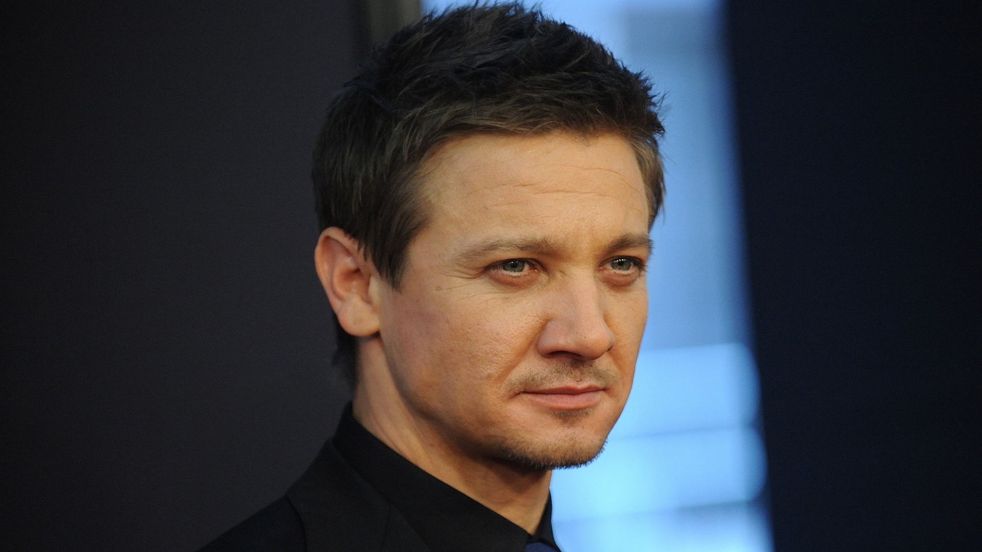 Jeremy Renner, Movies, Hot HD Wallpaper, 2441 px, 1920x1080 Full HD Desktop