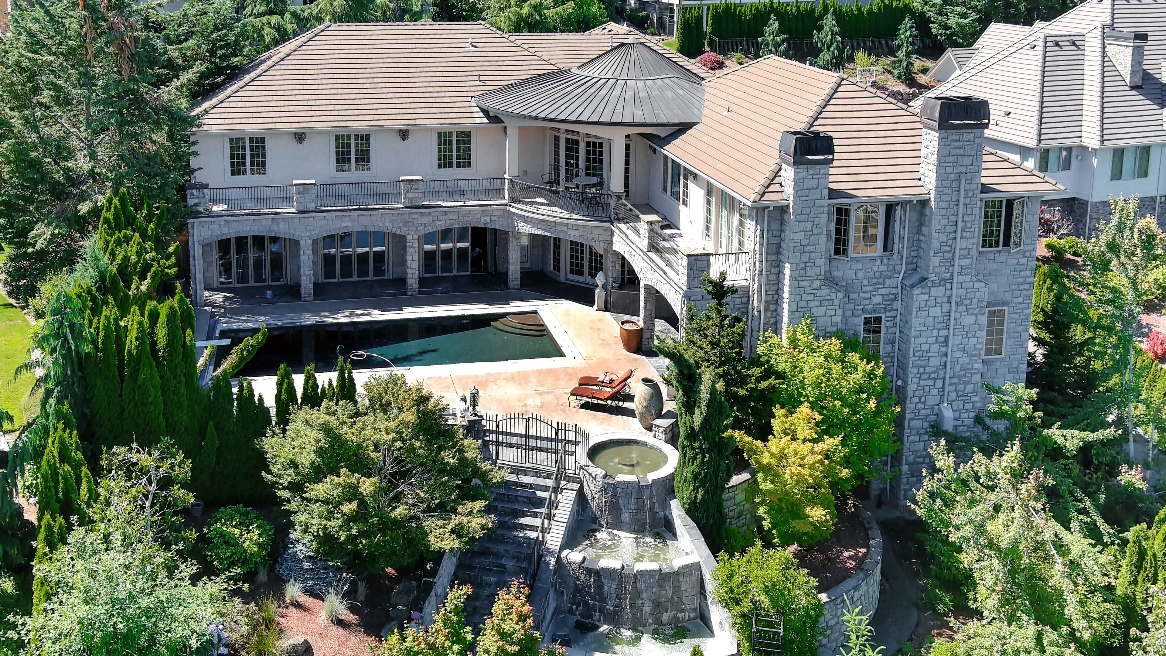 West Linn mansion, High profile celebrity, Privacy and luxury, Exclusive property, 3840x2160 4K Desktop