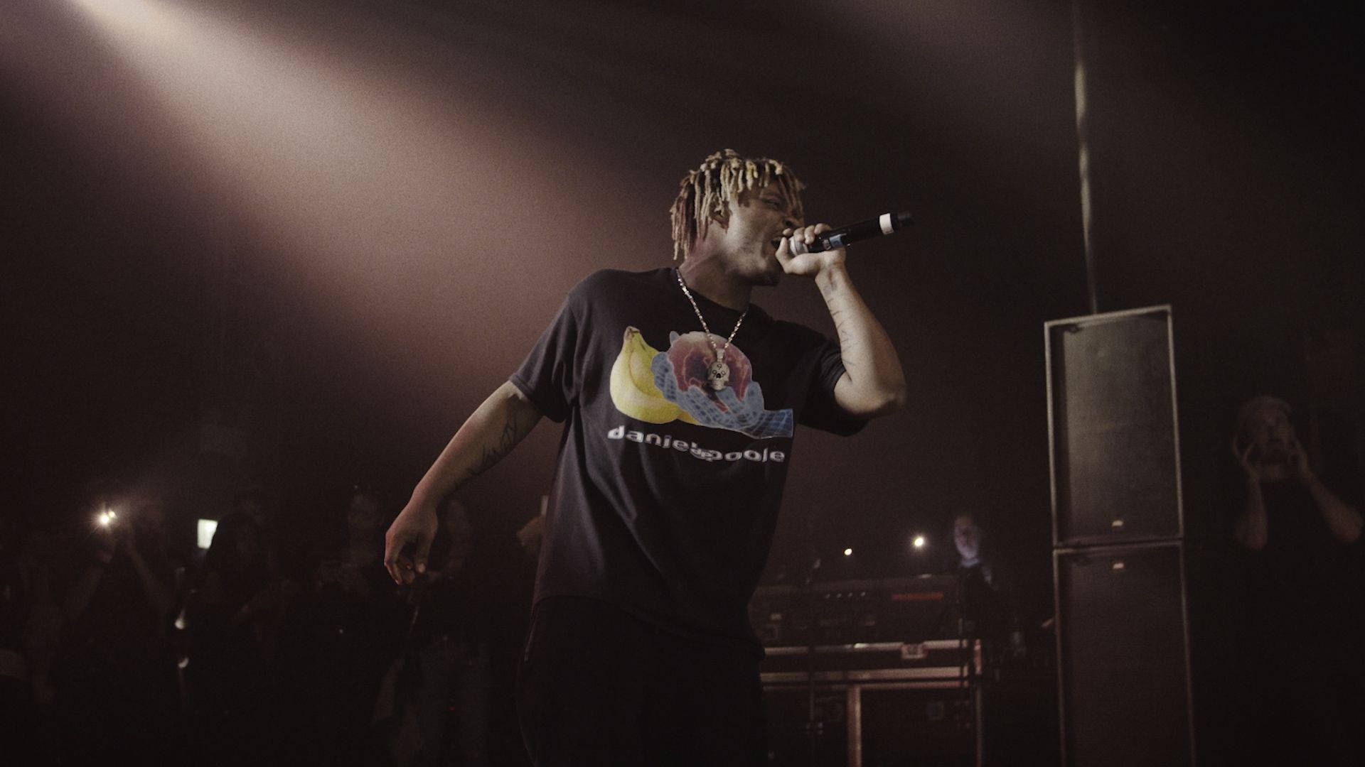 Juice WRLD music, Live performance wallpapers, Energetic stage presence, 1920x1080 Full HD Desktop