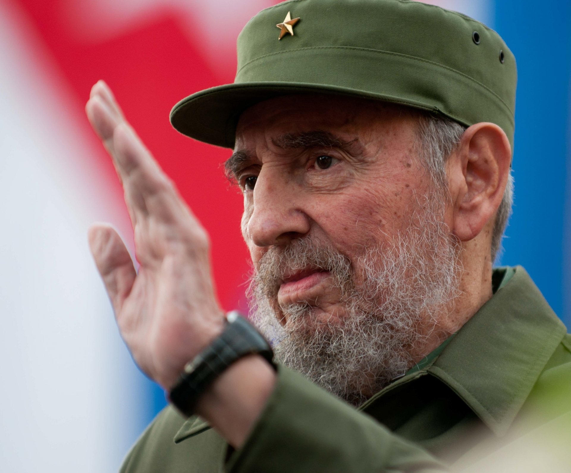 Fidel Castro, Political figure, Iconic portrait, Influential leader, 1920x1600 HD Desktop