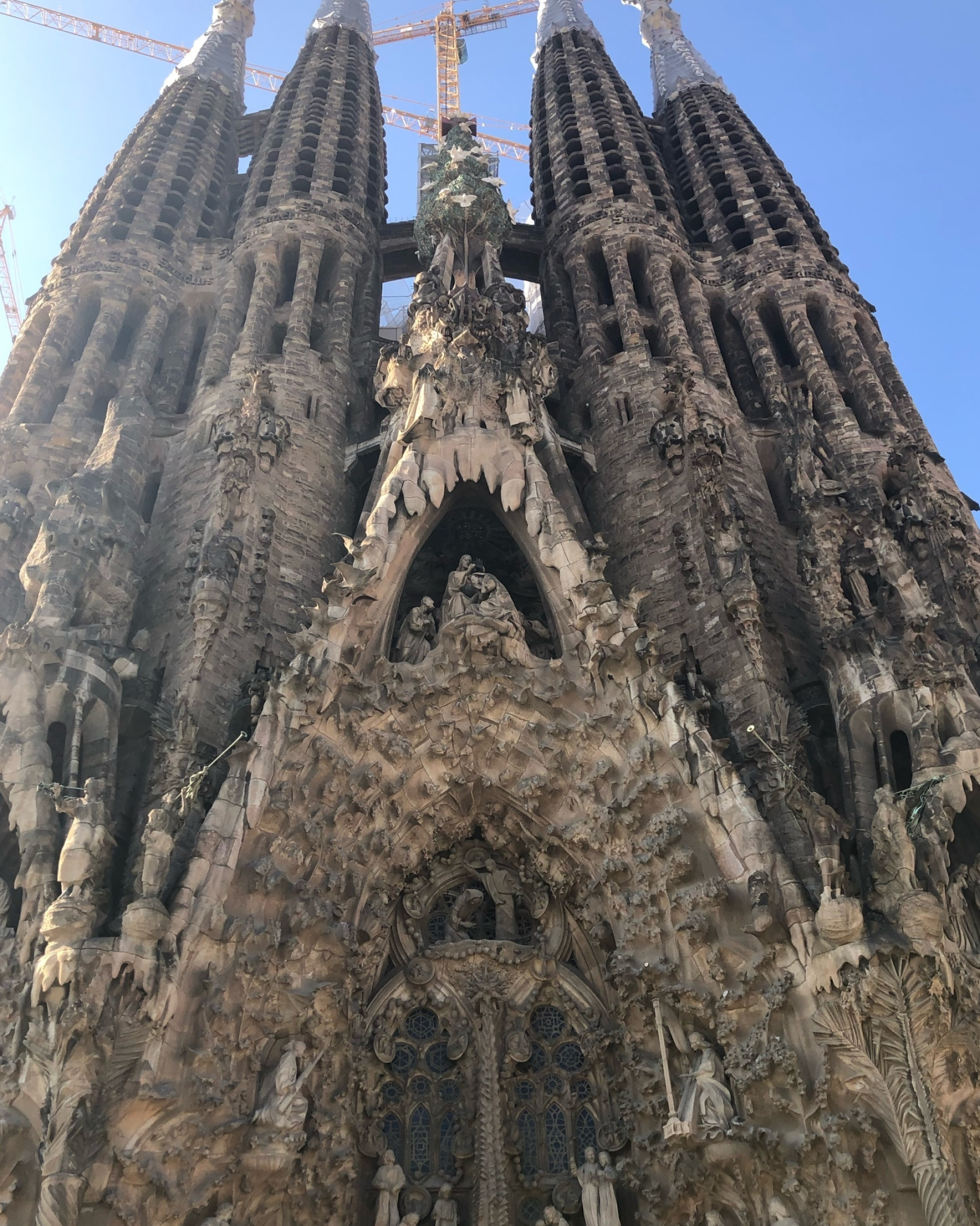 Unforgettable beauty, Barcelona's charm, Architectural treasure, Cityscape wonder, 1920x2410 HD Phone