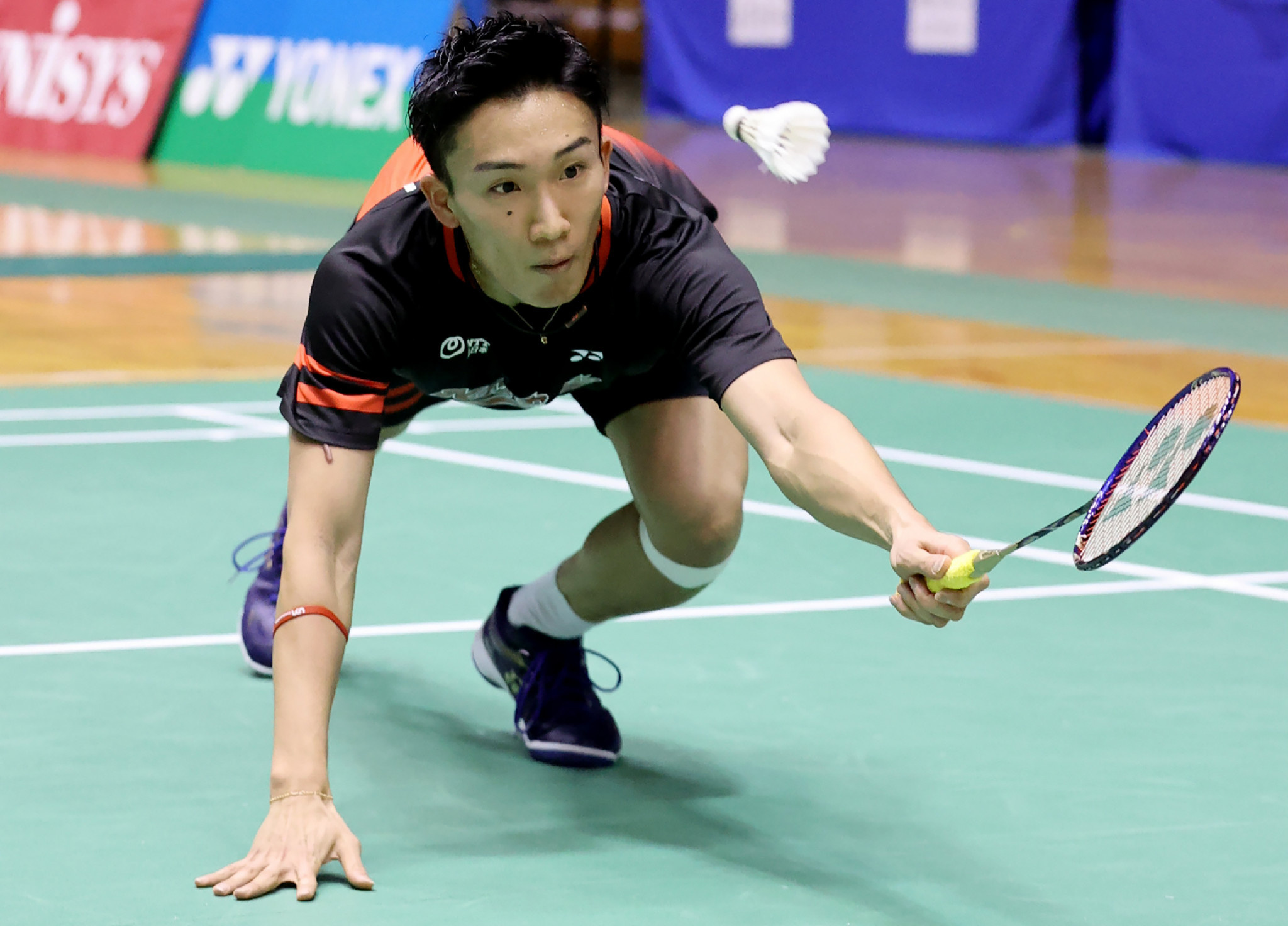 74th All Japan Badminton Championships, Kento Momota Wallpaper, 2050x1480 HD Desktop