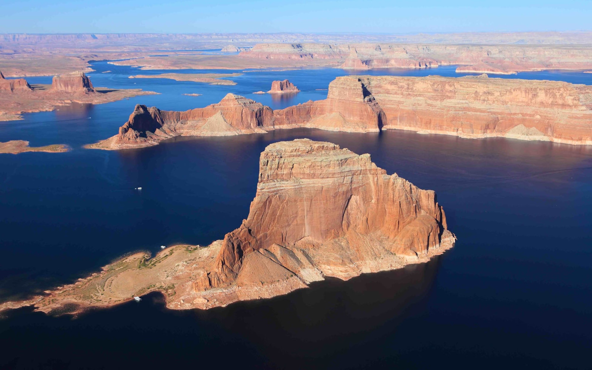 Lake Powell, Outdoor adventures, Camping, Luke Air Force Base, 2000x1250 HD Desktop