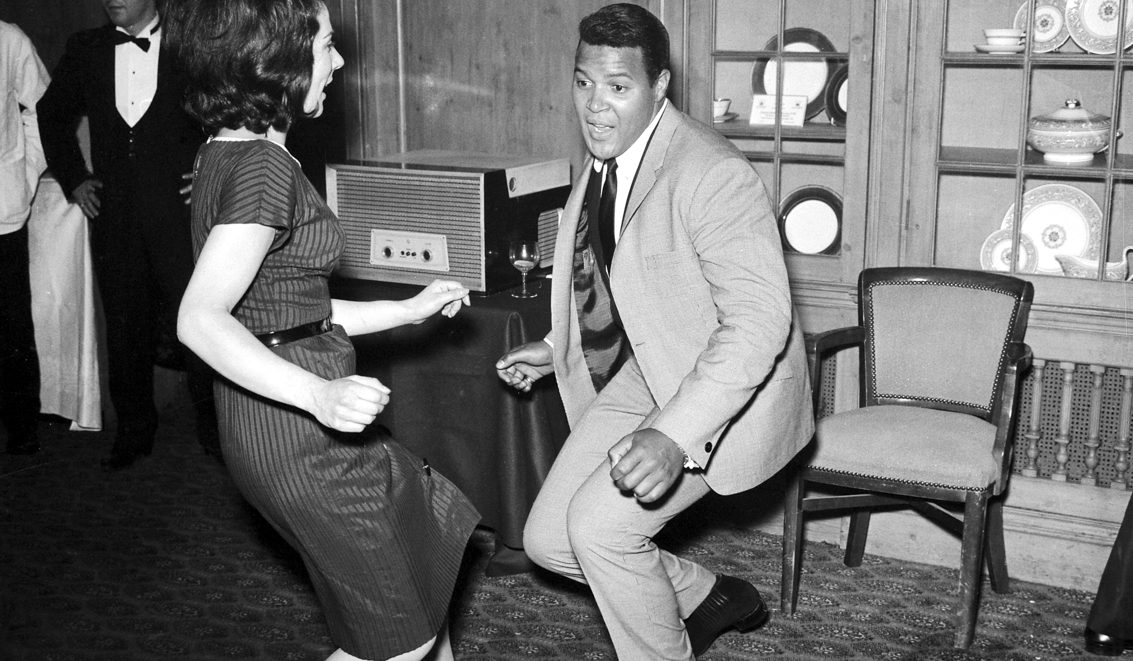 Chubby Checker, Twist Dance Wallpaper, 3660x2140 HD Desktop