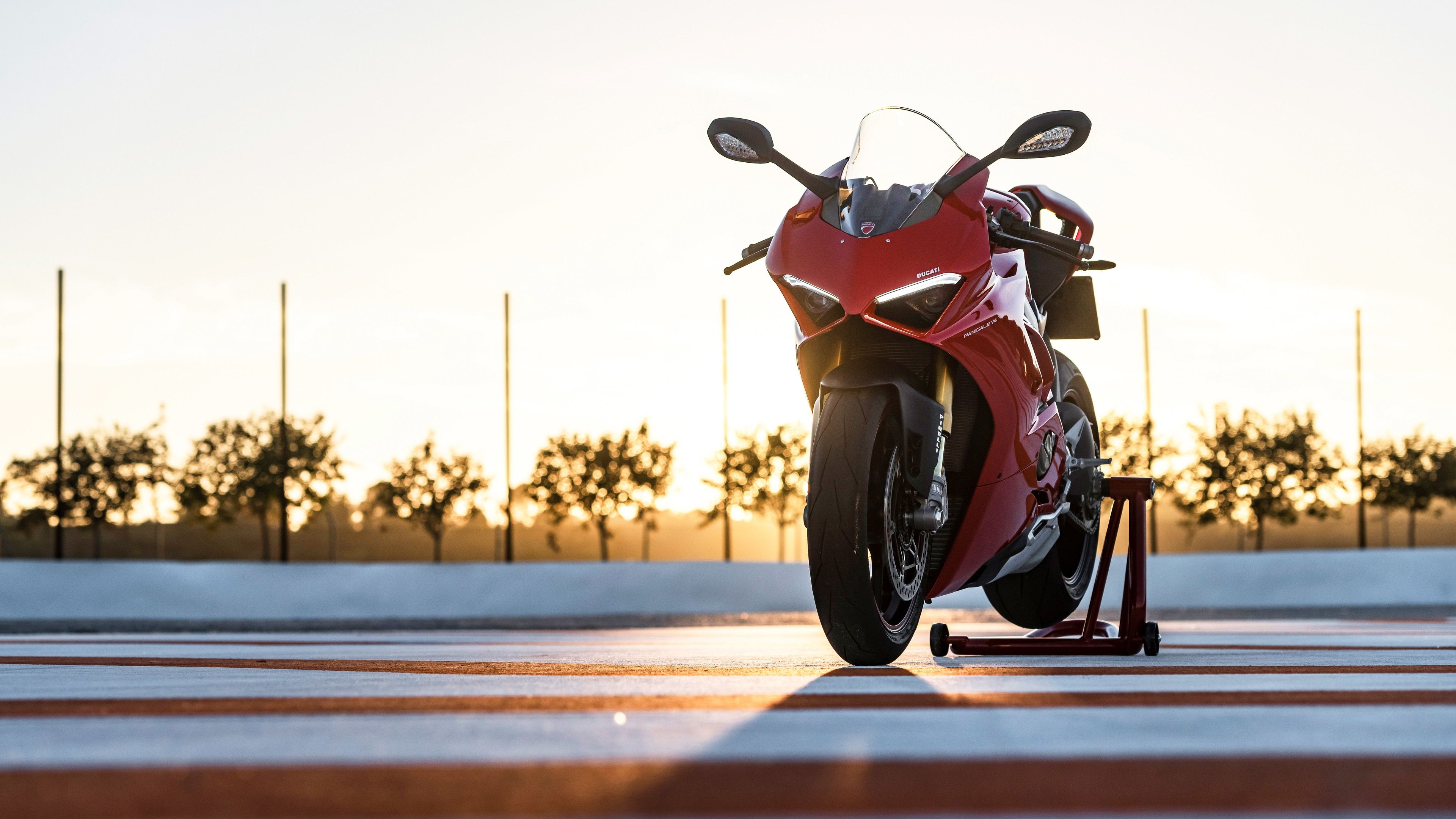 Ducati Panigale V4, Street Bikes Wallpaper, 3840x2160 4K Desktop