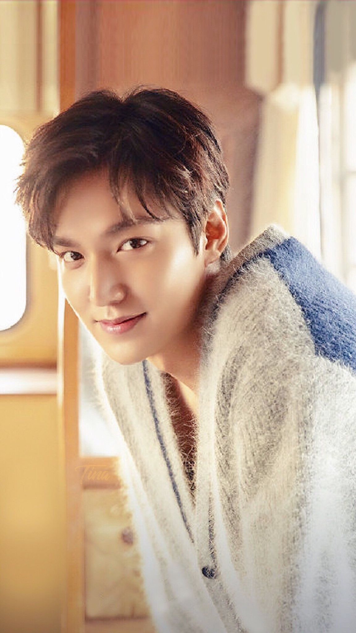 Lee Min-ho wallpaper, Markotop, Stylish actor, Charming smile, 1160x2050 HD Phone