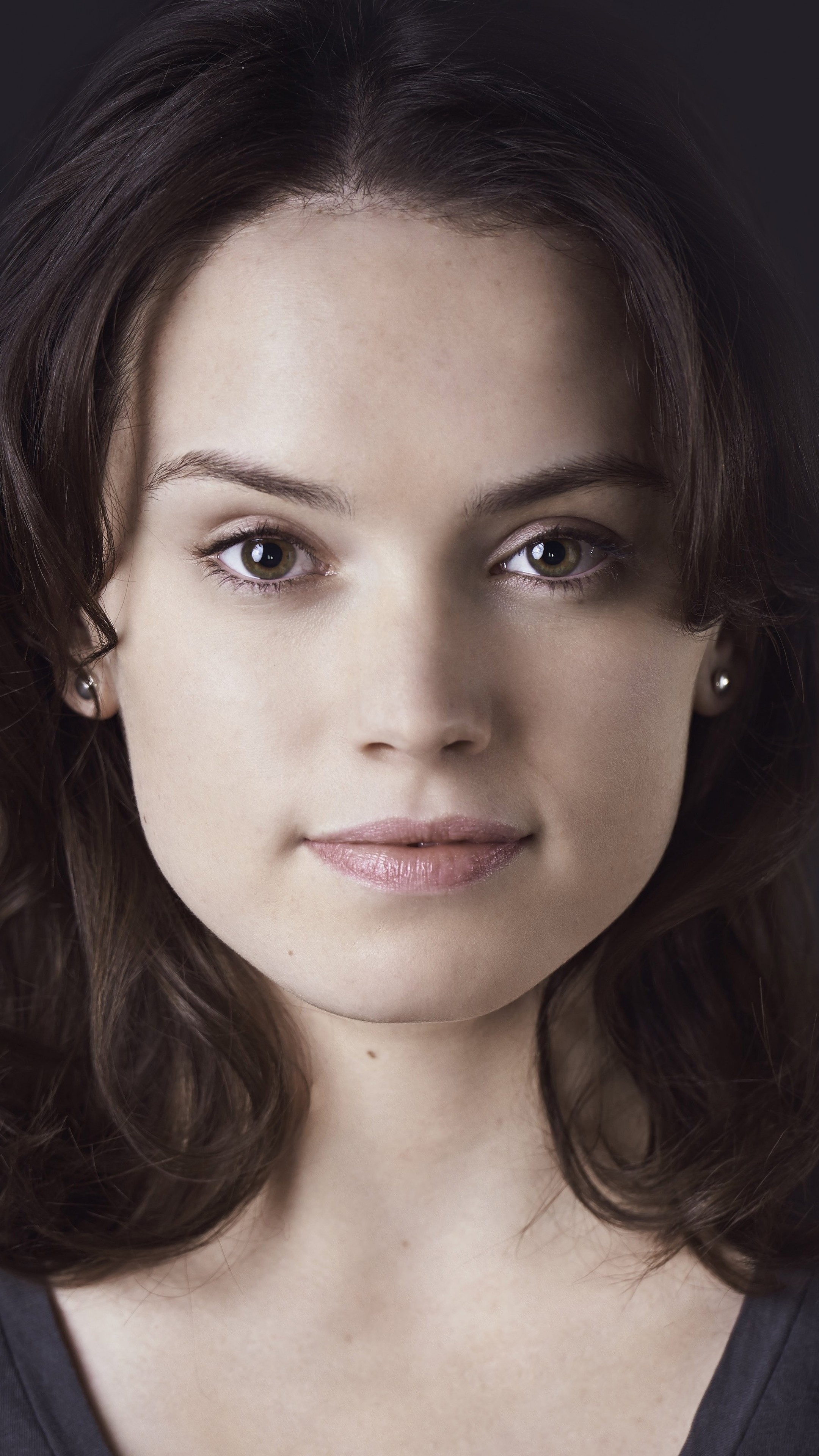 Daisy Ridley, Star Wars, Episode VII, Movies, 2160x3840 4K Phone