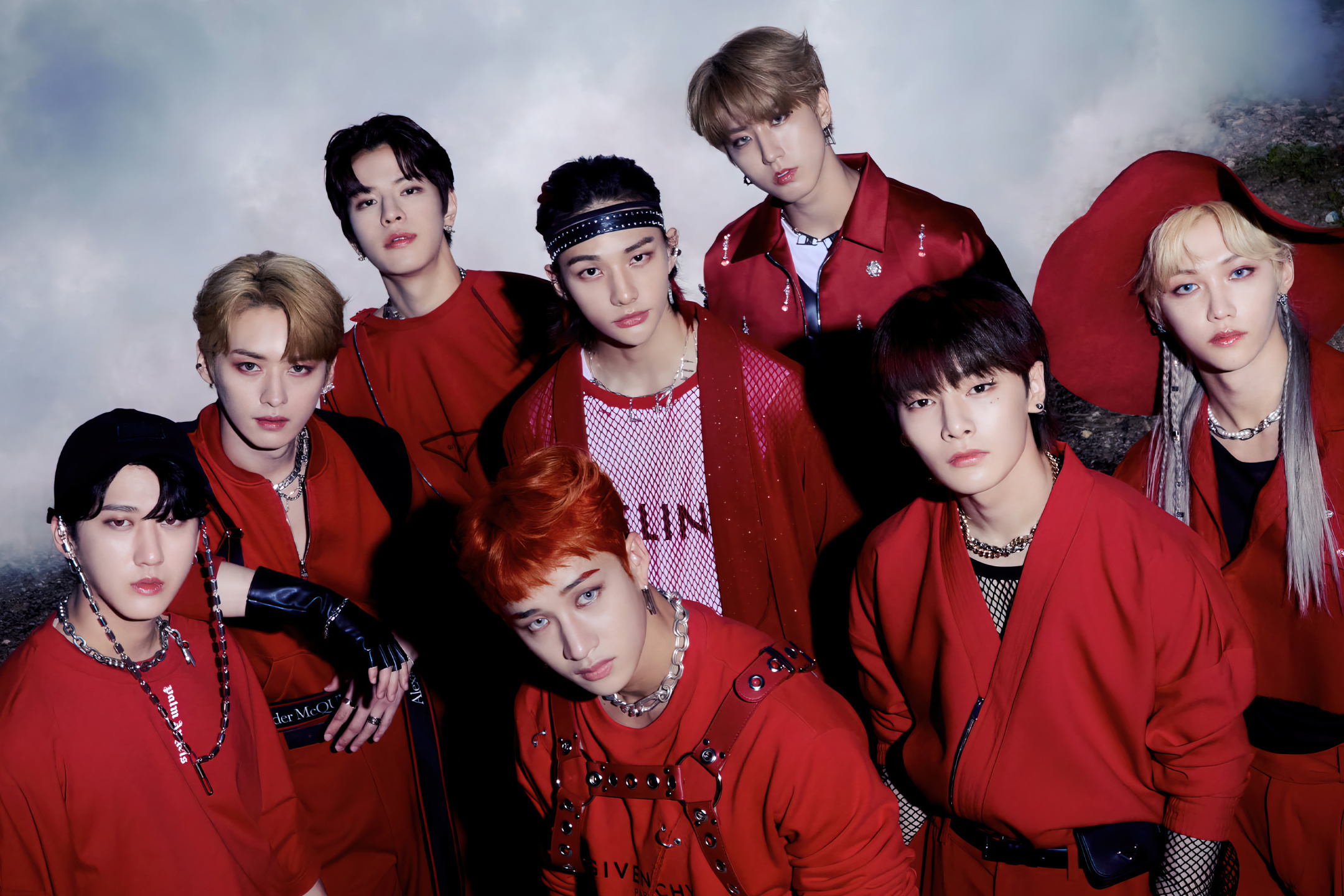 Infinite Band, Music stray kids, Energetic beats, Melodic tunes, 2160x1440 HD Desktop