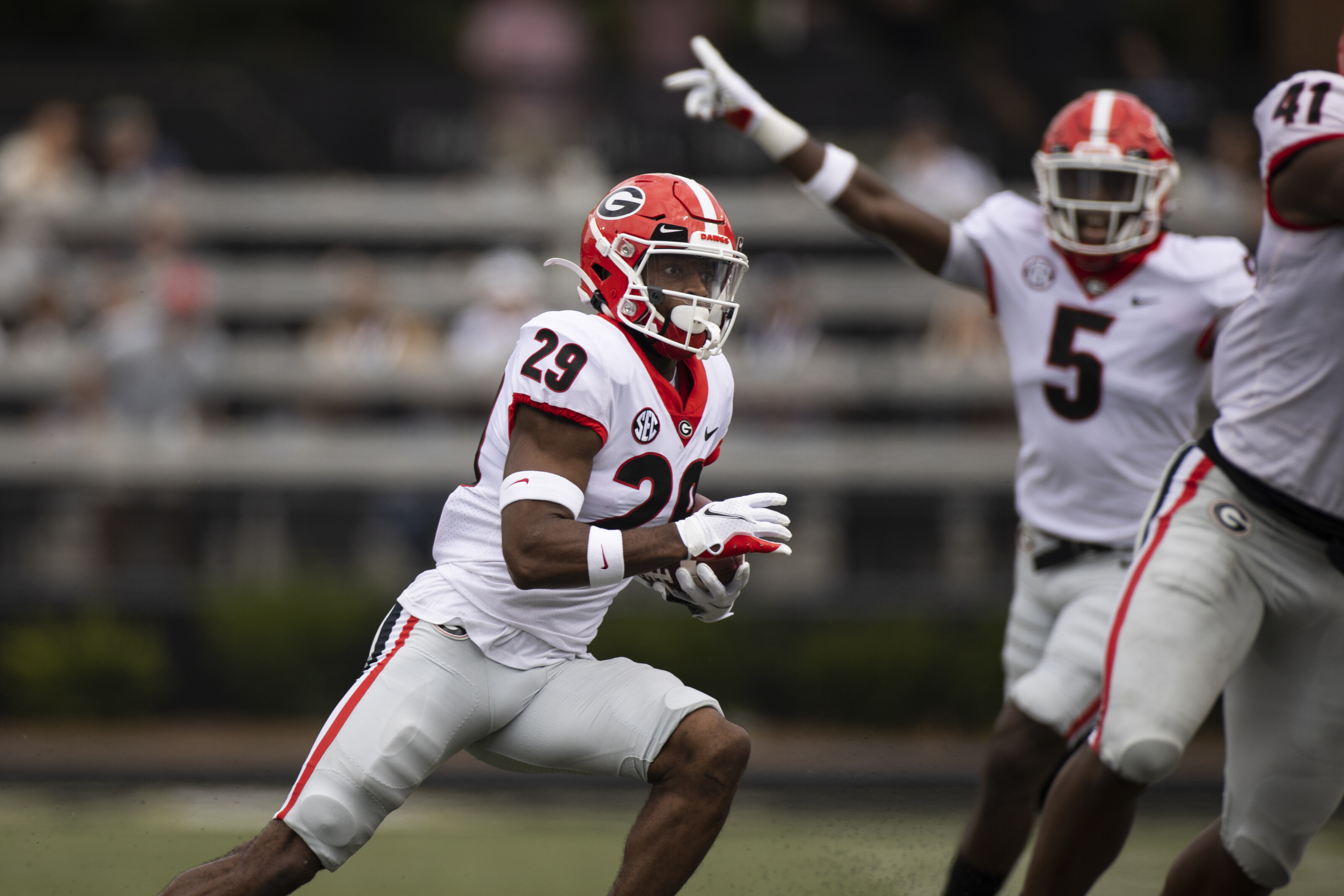 Georgia football defense, Vandy victory, College athletics, Team performance, 3200x2140 HD Desktop