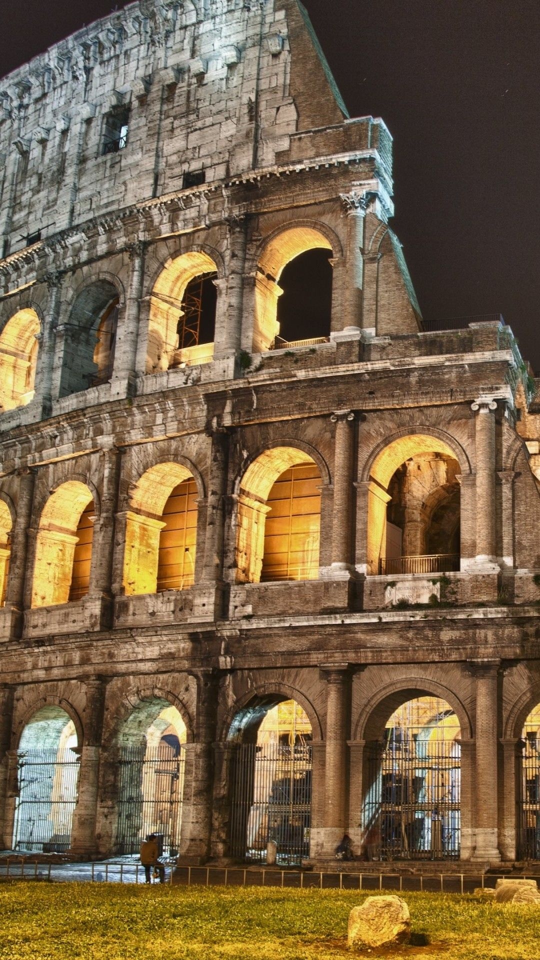 Colosseum grandeur, Rome's famous monument, Architectural marvel, Iconic backdrop, 1080x1920 Full HD Phone